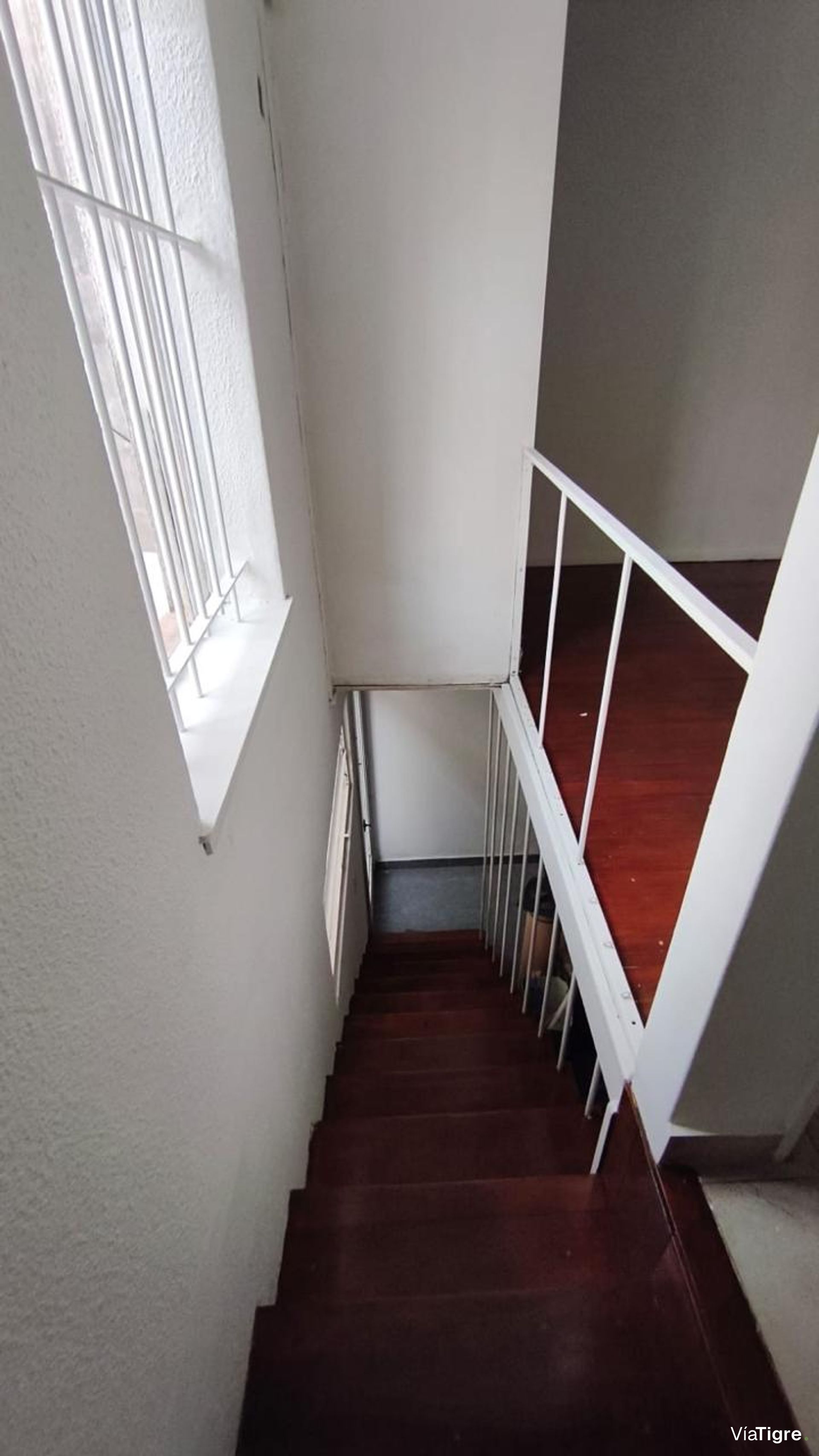 Venta PH dos ambientes patio propio Beccar