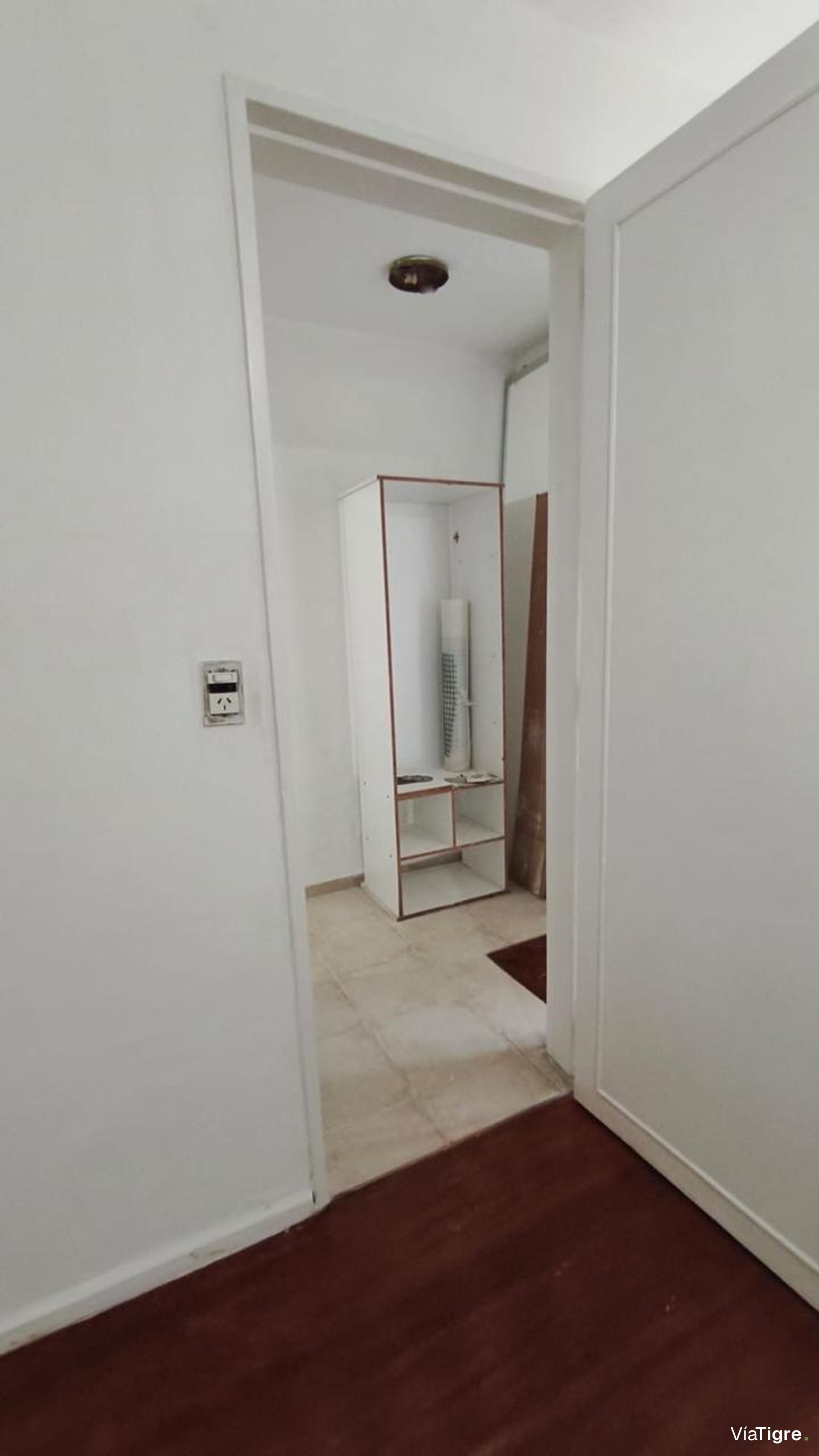 Venta PH dos ambientes patio propio Beccar