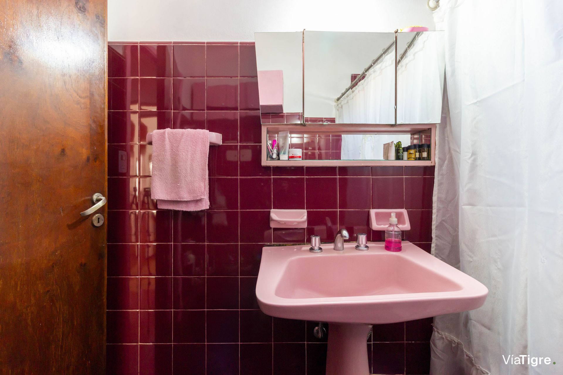Venta PH 4 ambientes planta alta terraza propia