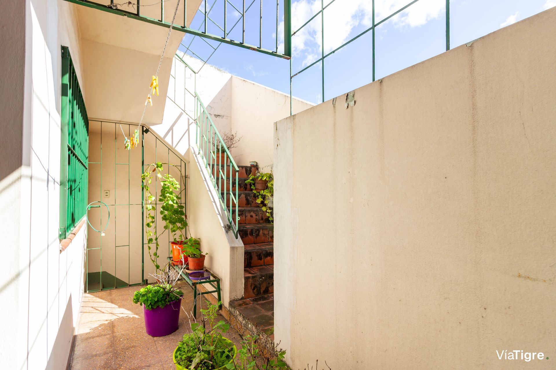 Venta PH 4 ambientes planta alta terraza propia