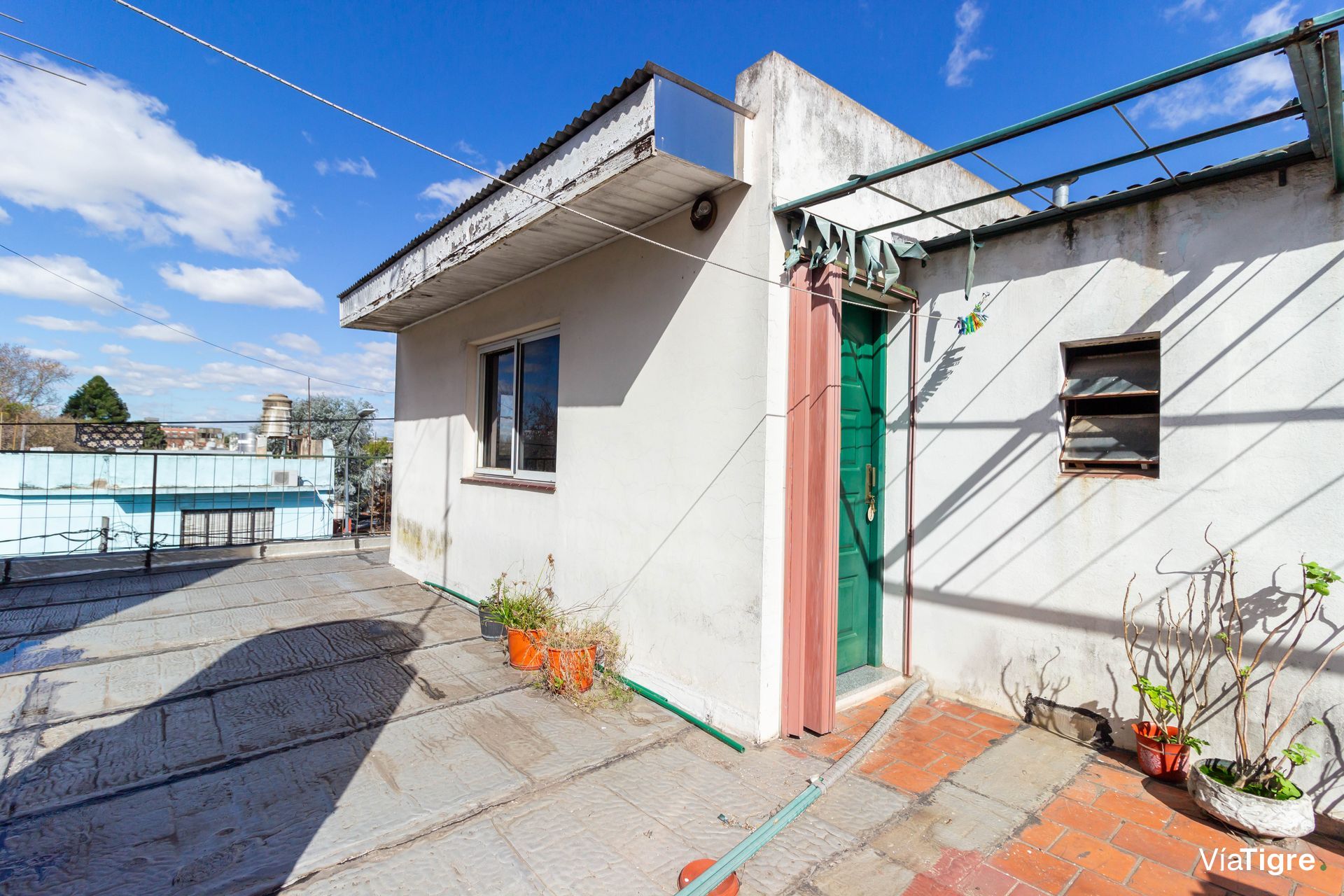 Venta PH 4 ambientes planta alta terraza propia