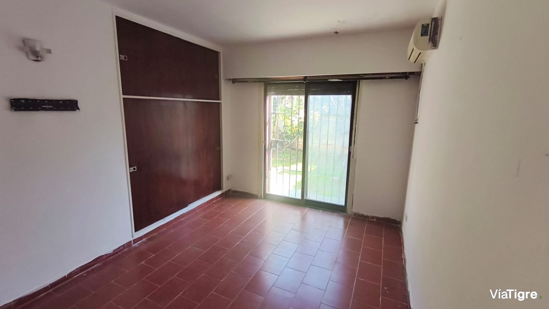 Venta casa 4 ambientes San Fernando jardín cochera