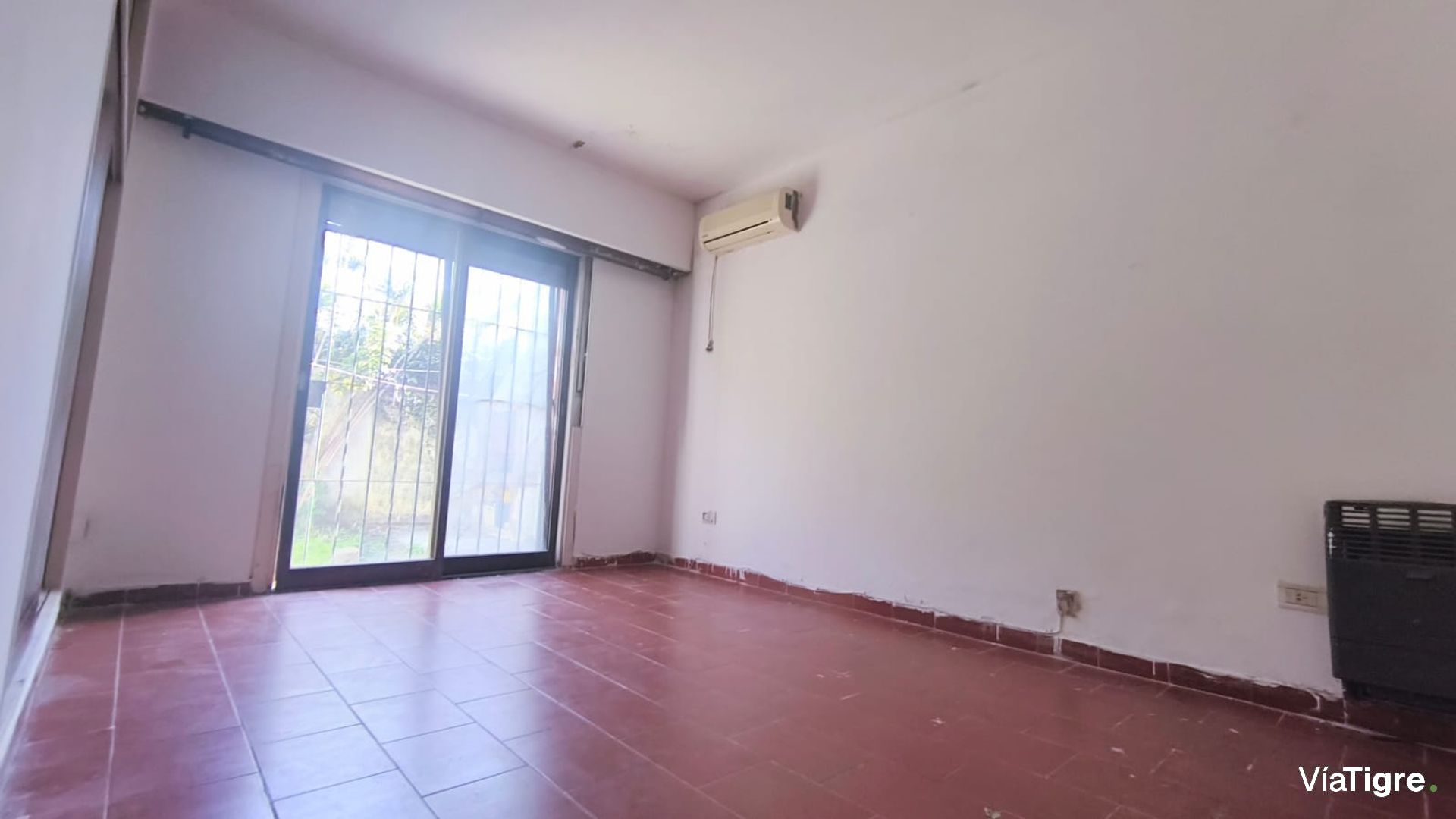 Venta casa 4 ambientes San Fernando jardín cochera