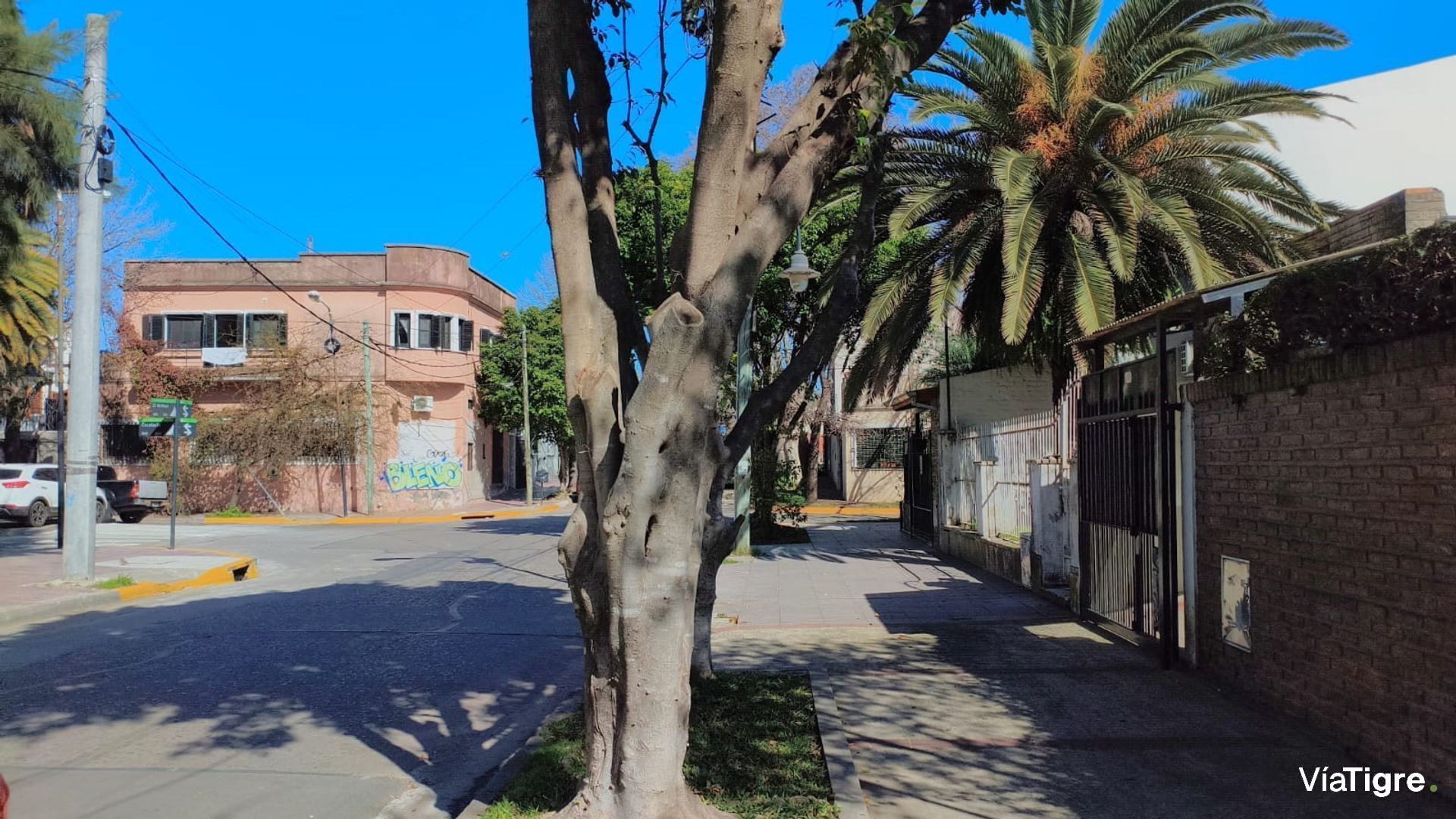 Venta casa 4 ambientes San Fernando jardín cochera