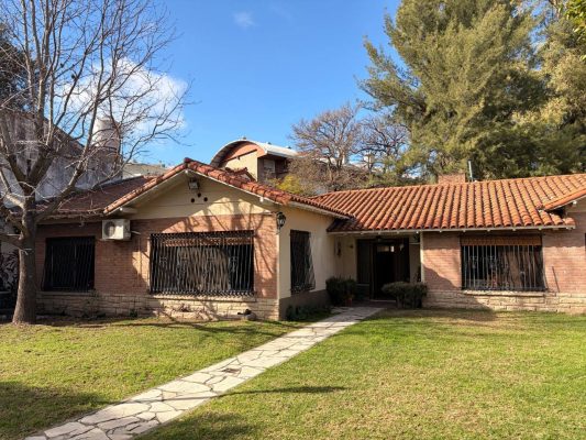 Casa En Venta 5 Ambientes Martínez Buenos Aires -