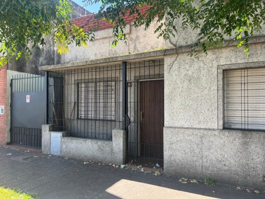 Alquiler Casa 3 Ambientes Con Cochera - Munro