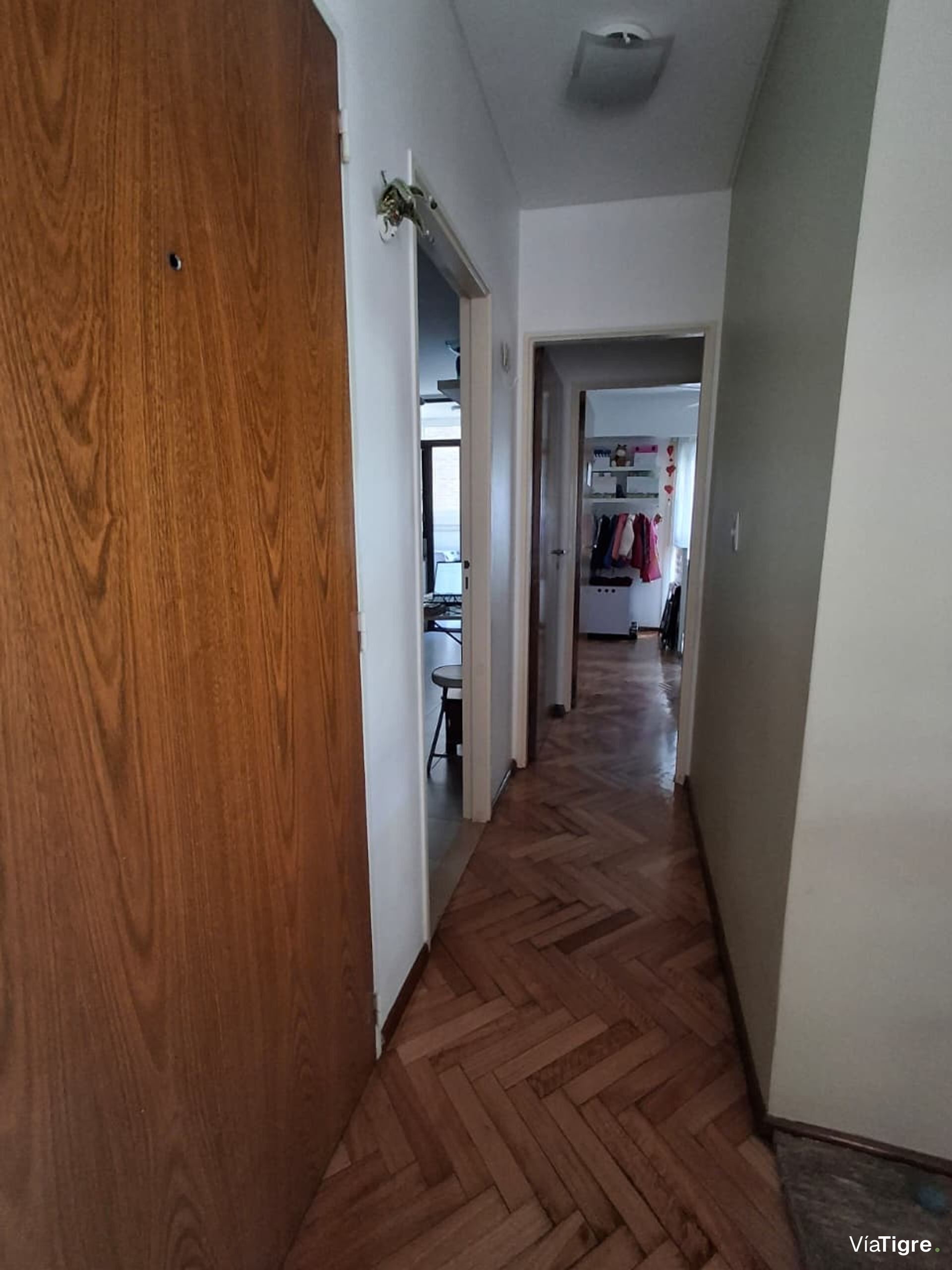 Venta Depto. Semipiso 3 amb Martinez Centro