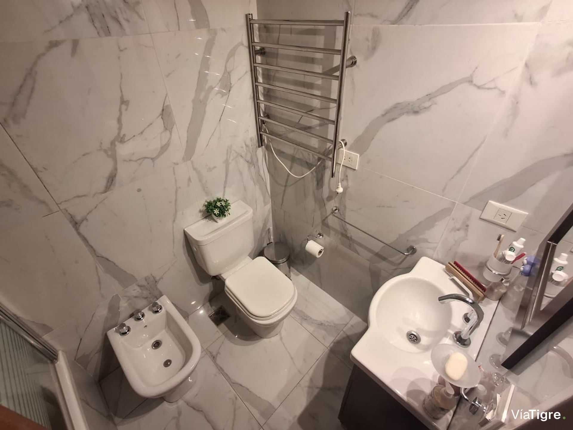 Venta Depto. Semipiso 3 amb Martinez Centro