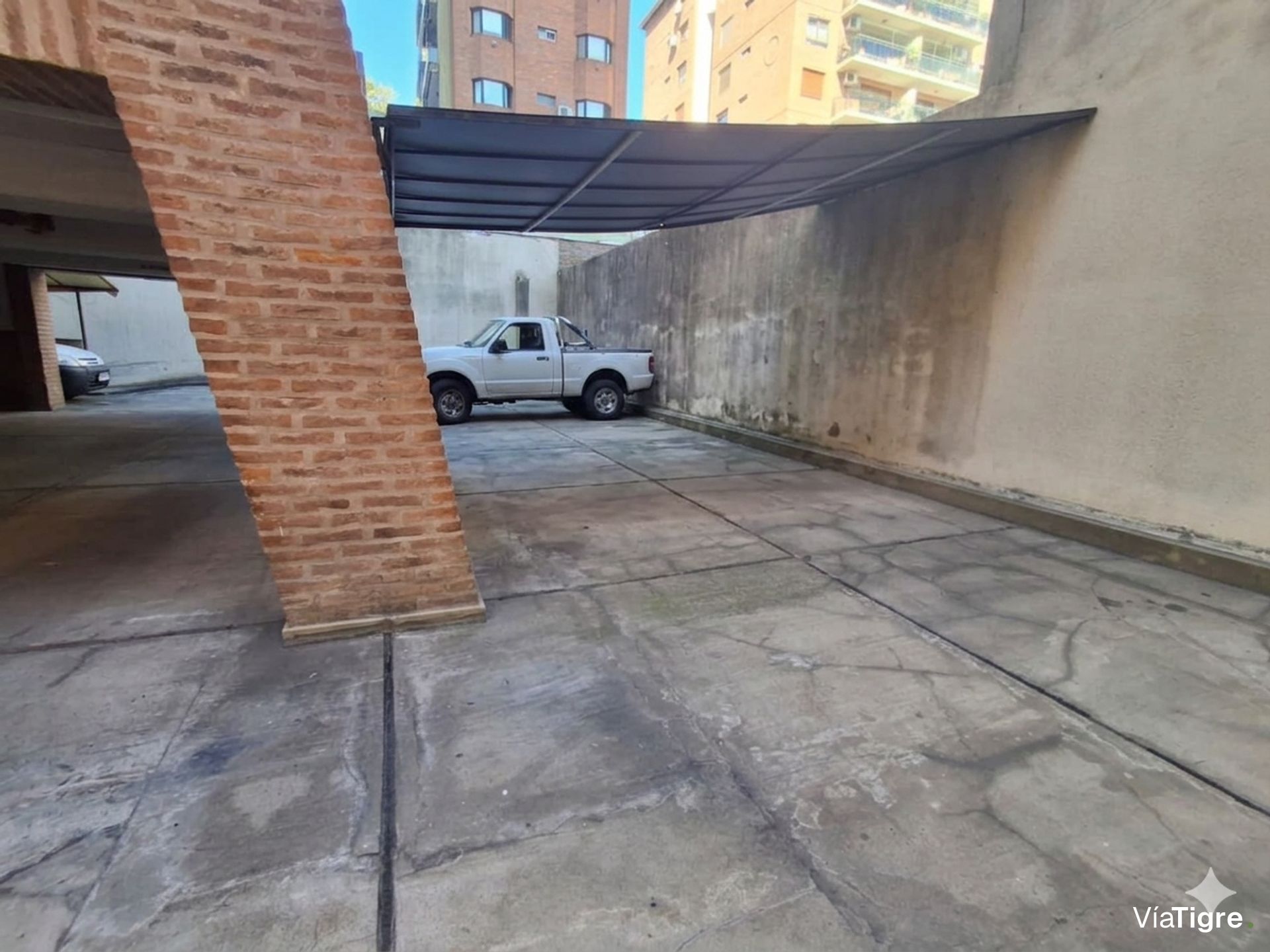 Venta Depto. Semipiso 3 amb Martinez Centro