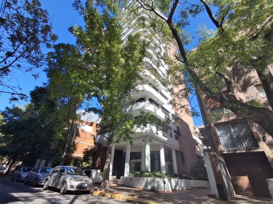 Venta Depto. Semipiso 3 amb Martinez Centro