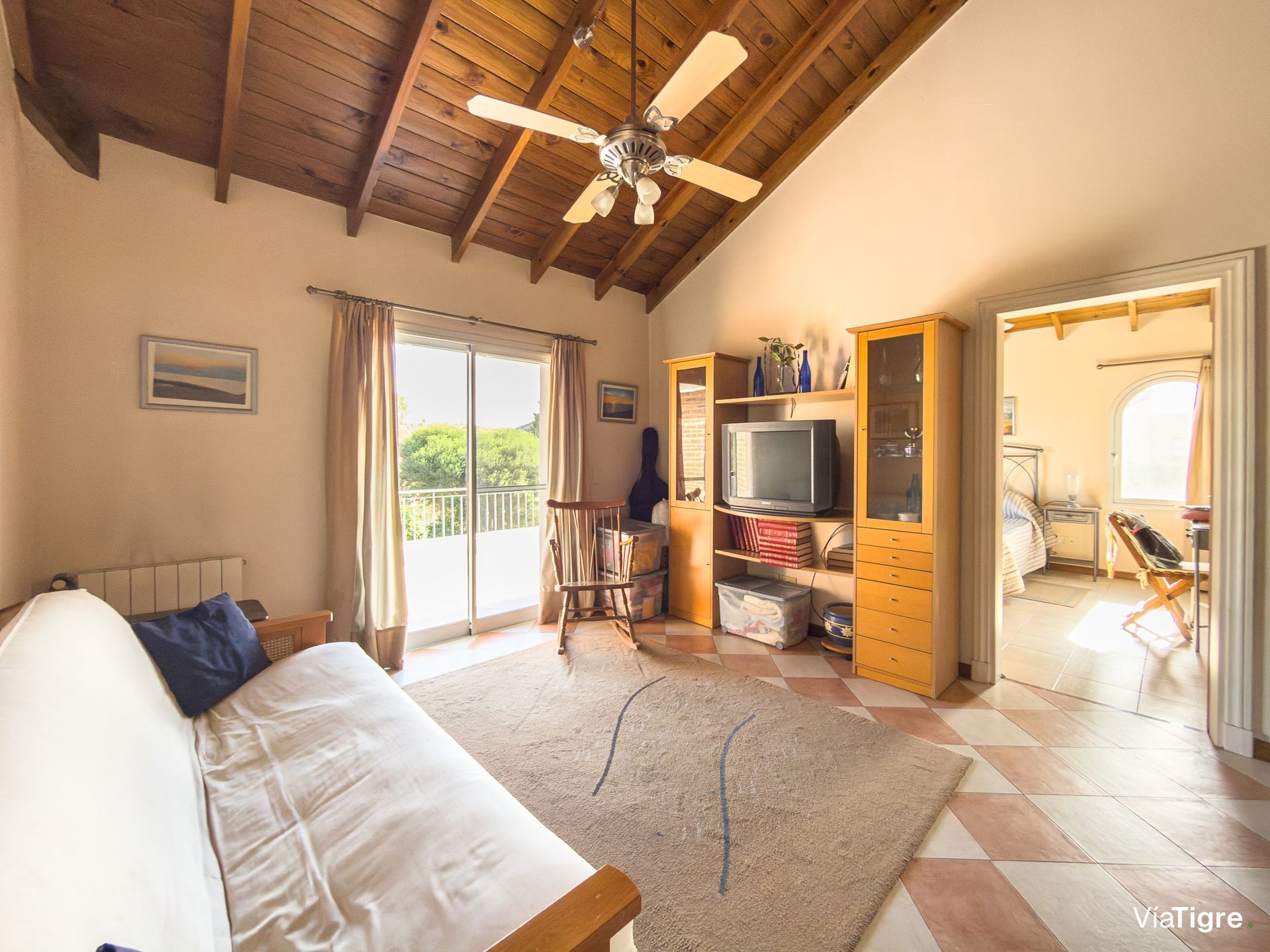 Casa estilo clasico, pileta.Las Glorietas,Nordelta