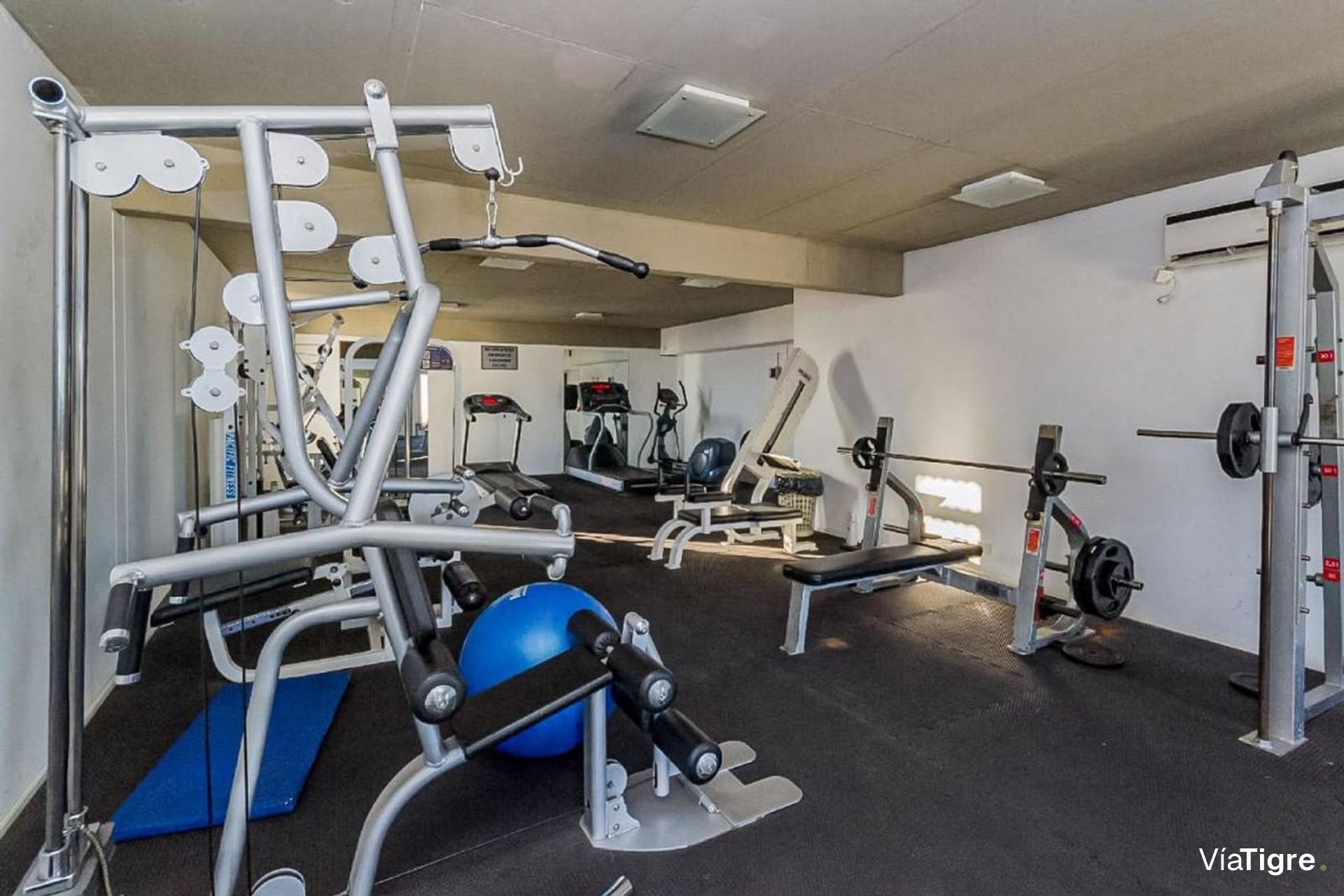 Venta 3 amb y dep Torre Awwa Olivos