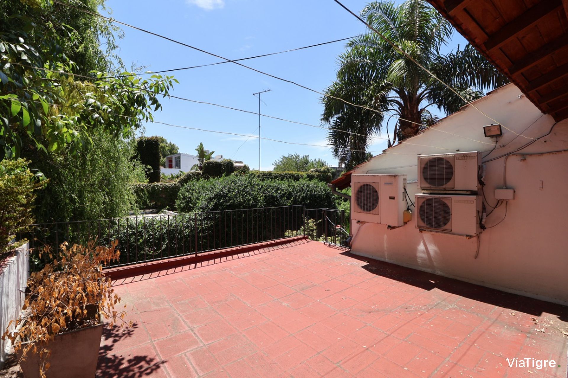 Venta Casa Florida 4Amb + Local Patio 2 Baños