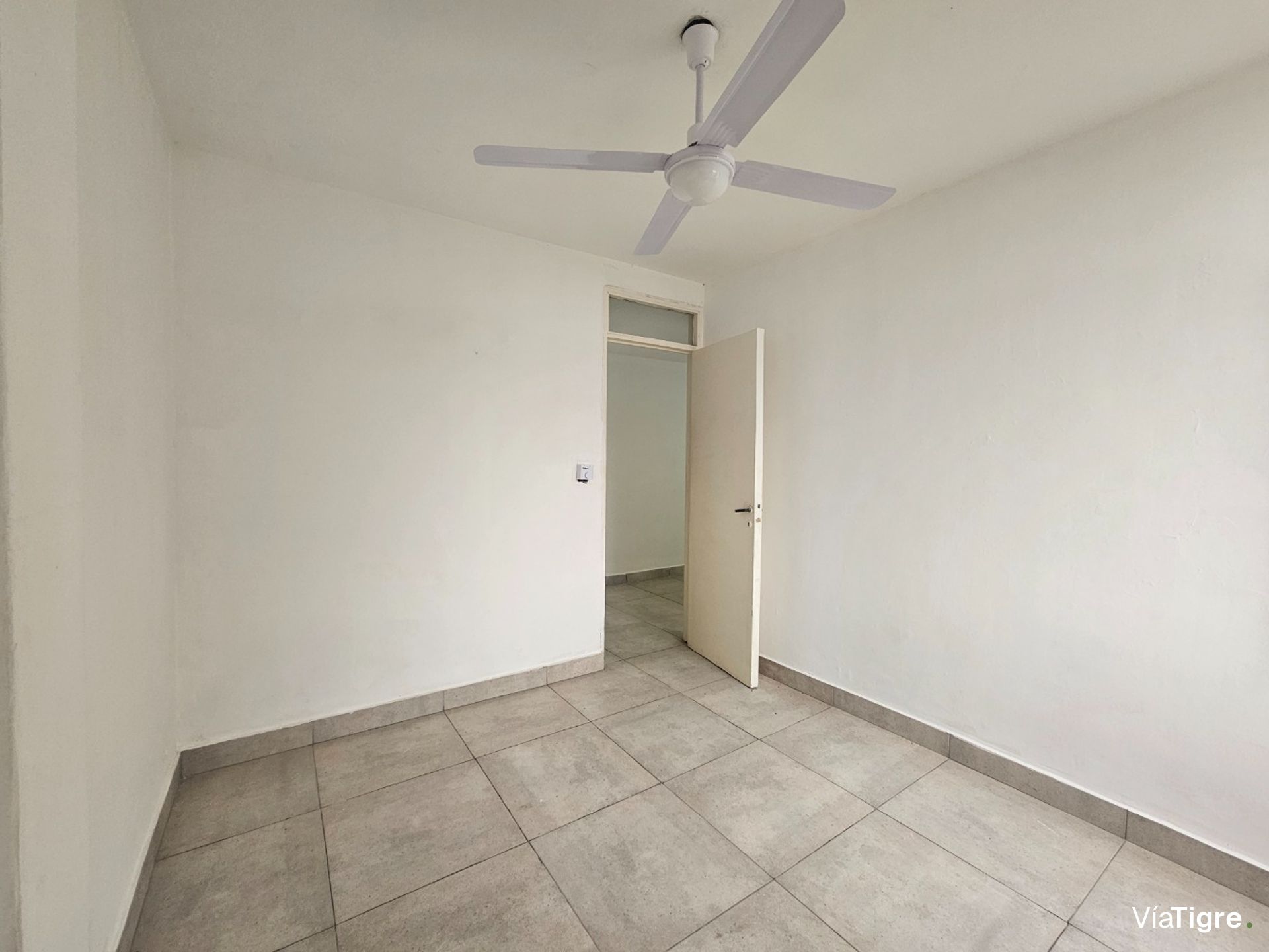 Venta dpto 3 ambientes cochera Beccar apto credito