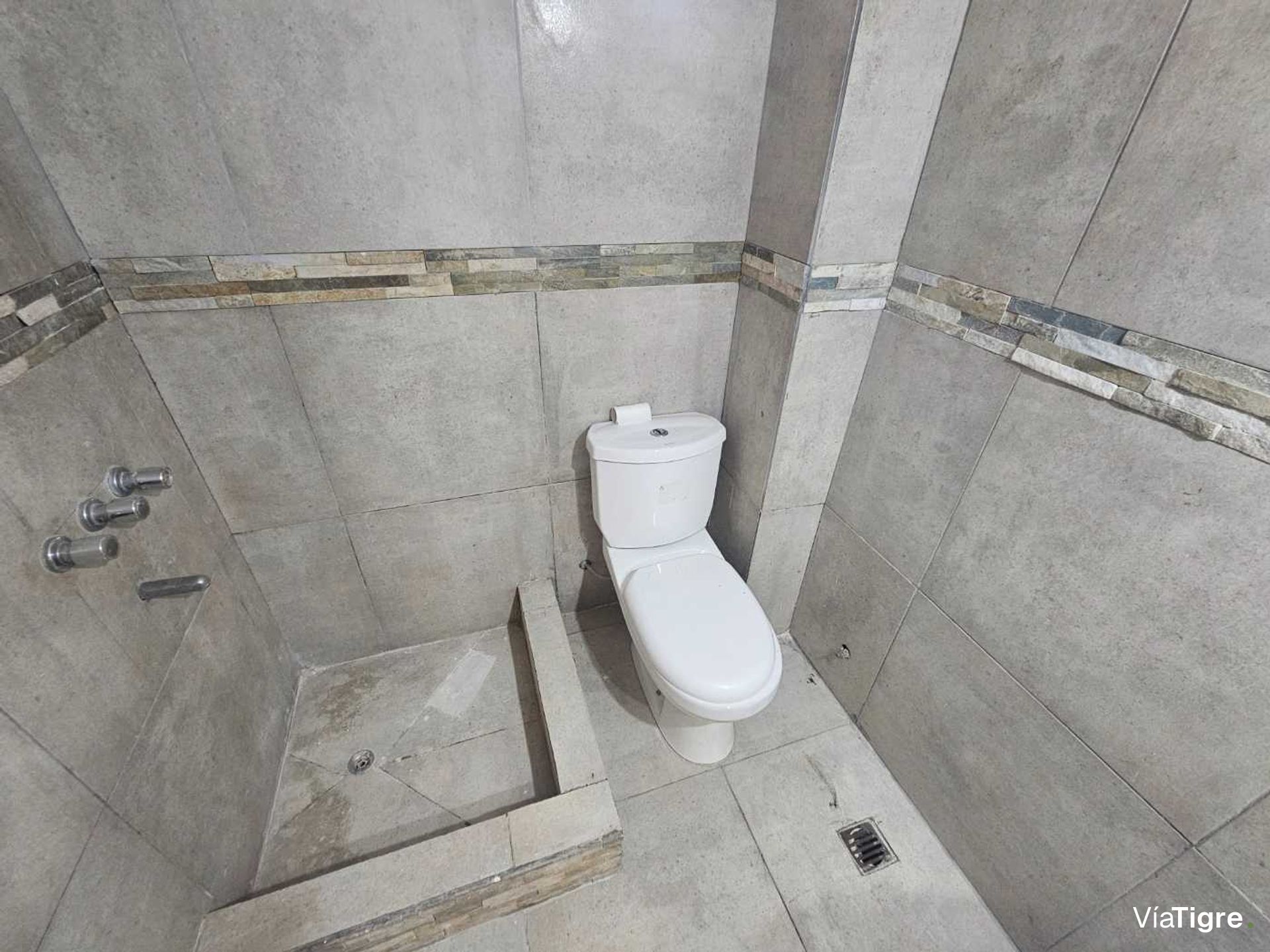 Venta dpto 3 ambientes cochera Beccar apto credito