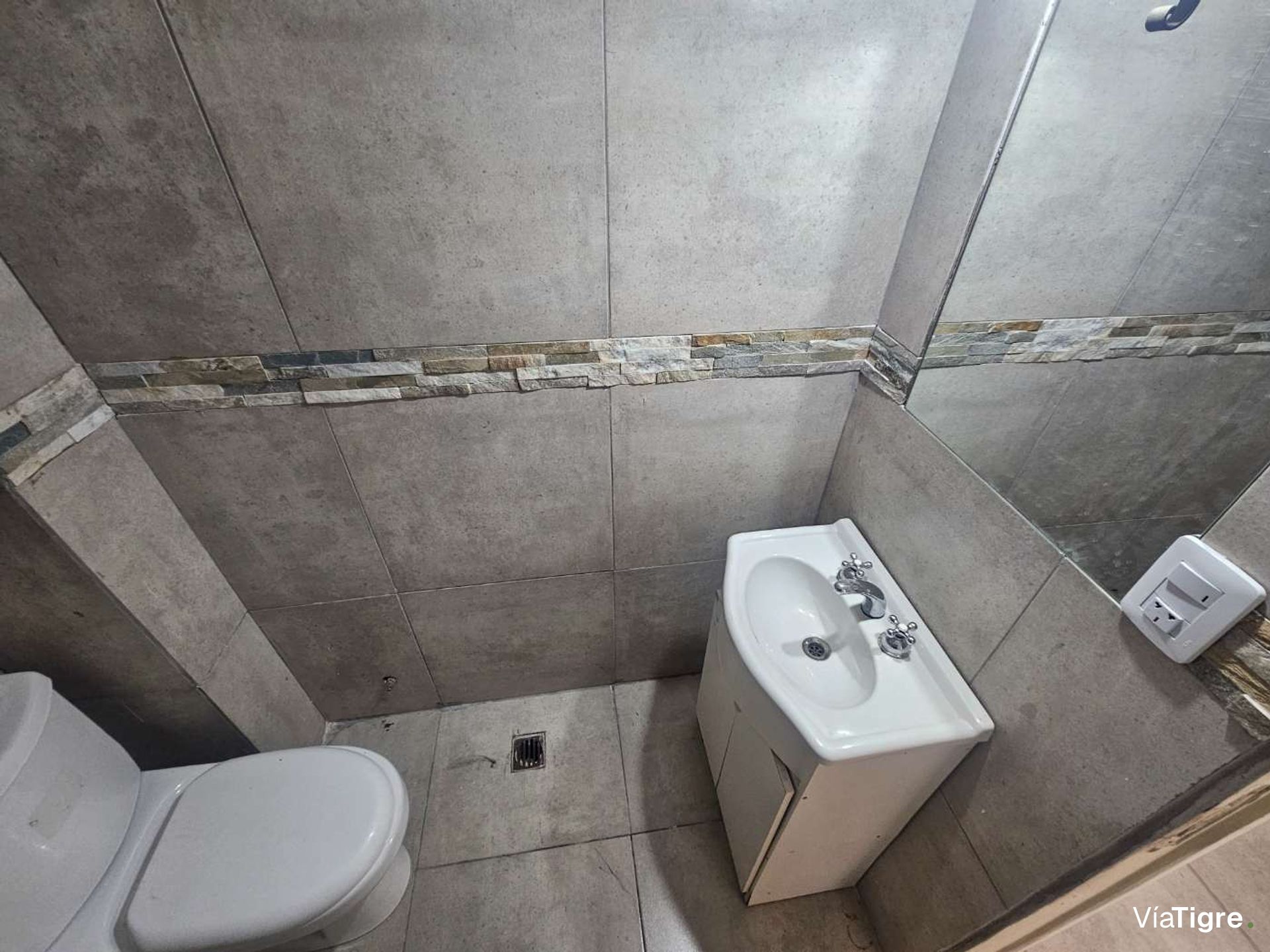 Venta dpto 3 ambientes cochera Beccar apto credito