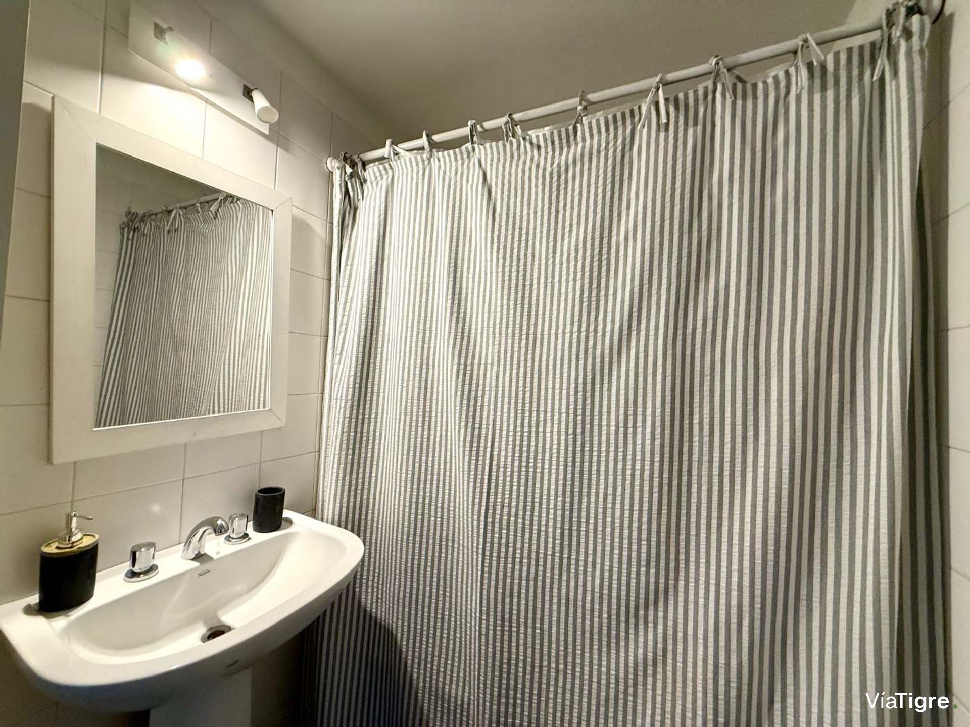 Venta Impecable Depto Duplex-San Isidro