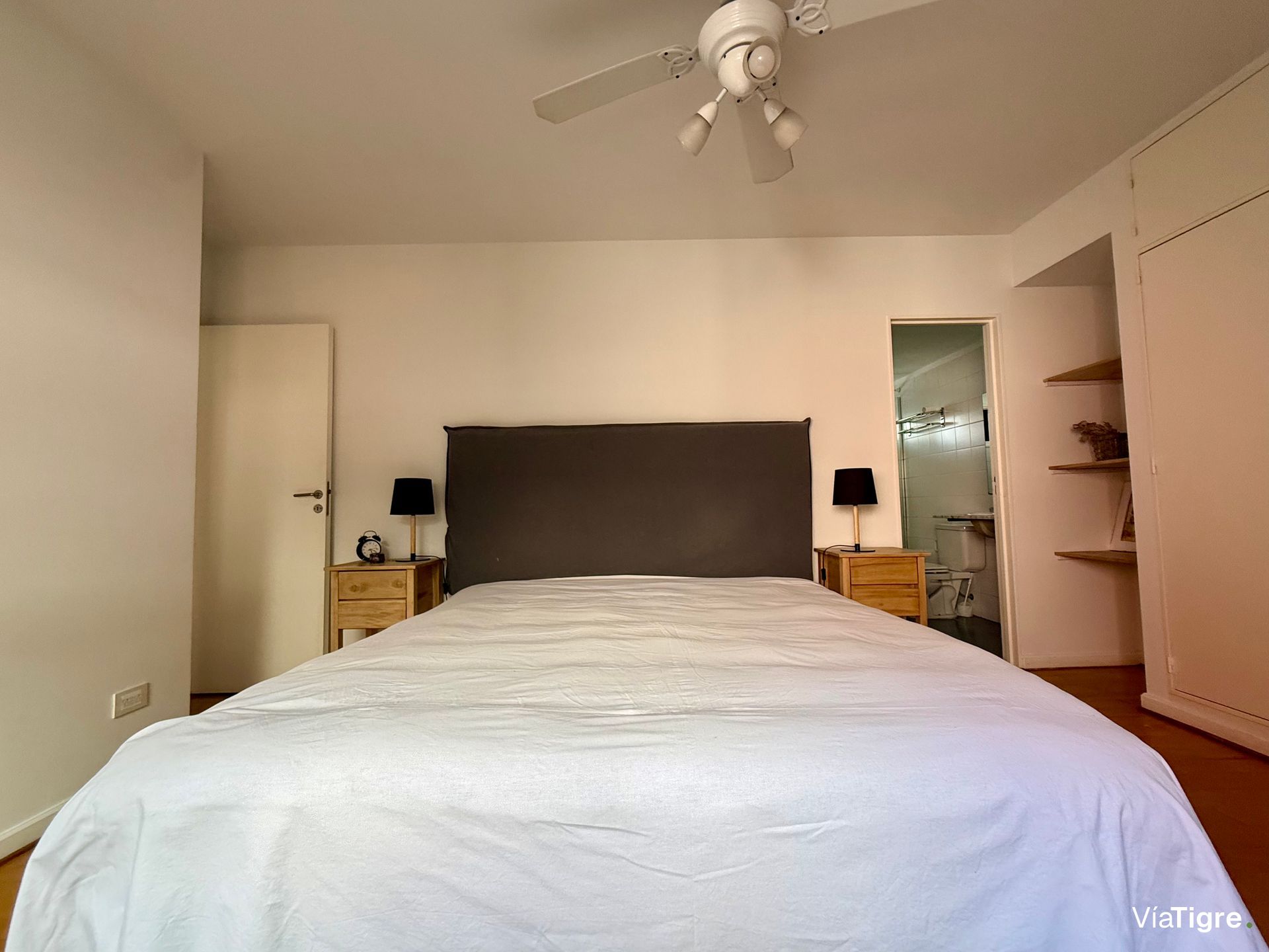 Venta Impecable Depto Duplex-San Isidro