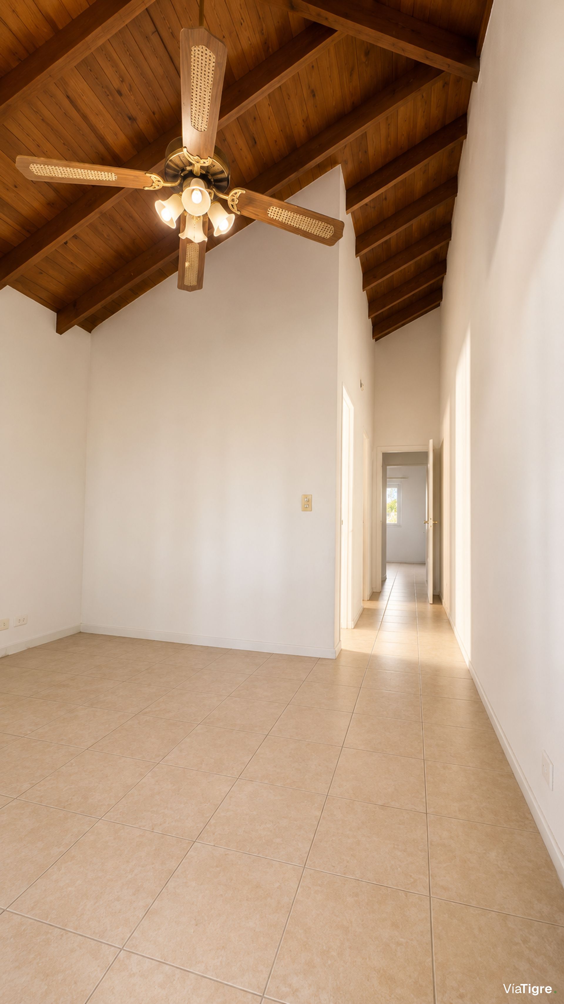 CASA EN VENTA 3 DORMITORIOS Barrio San Agustin