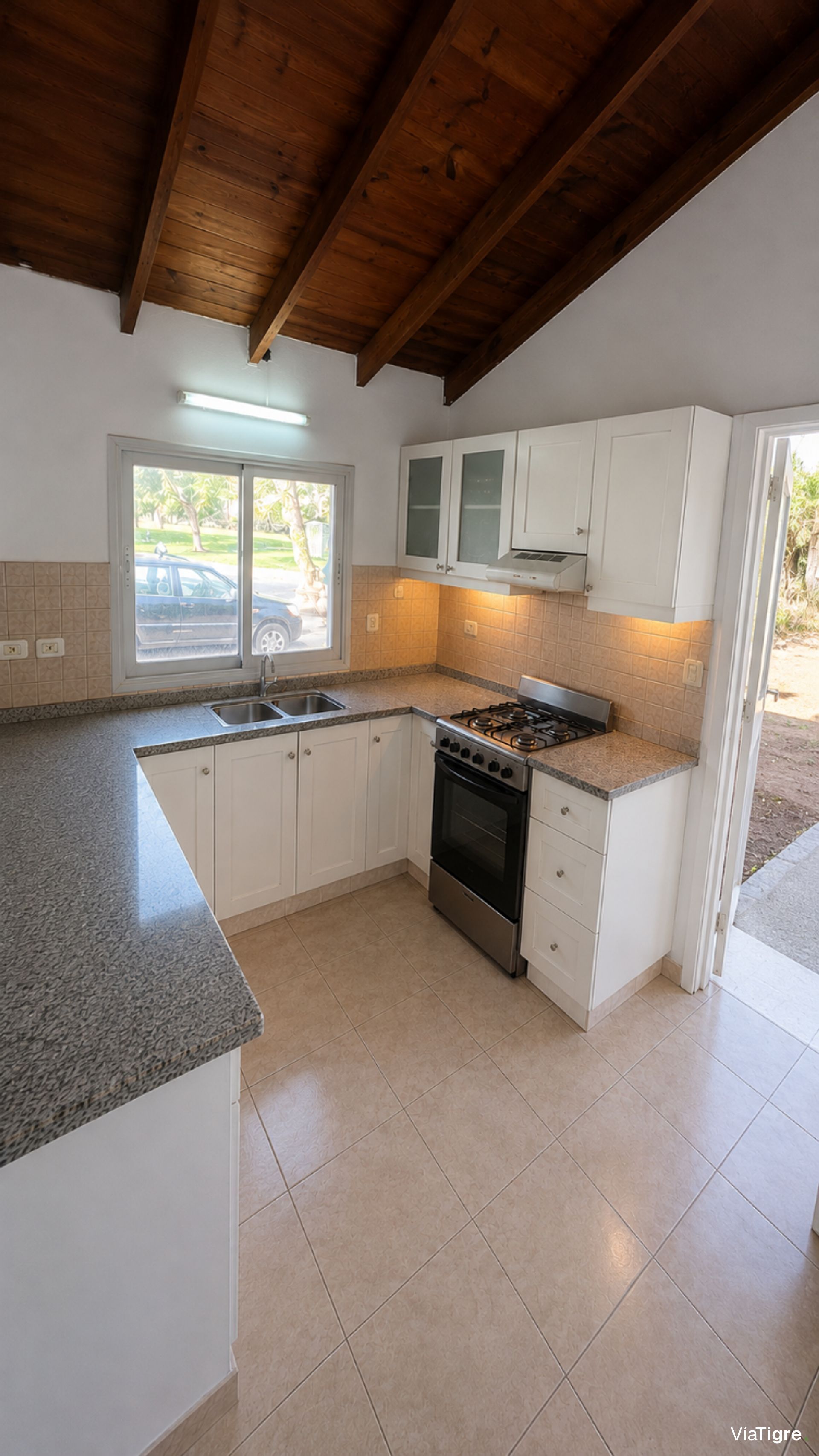 CASA EN VENTA 3 DORMITORIOS Barrio San Agustin
