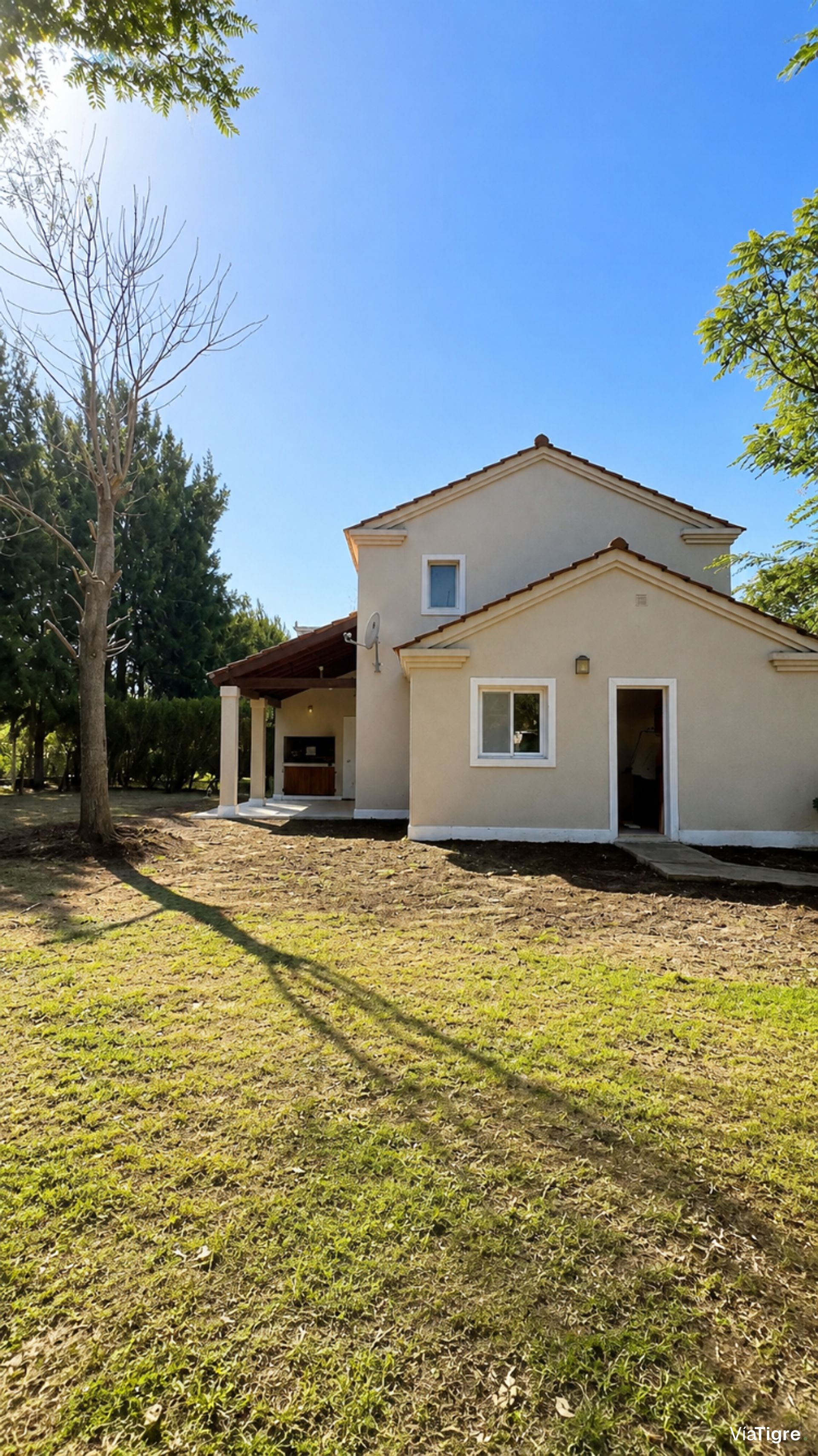 CASA EN VENTA 3 DORMITORIOS Barrio San Agustin