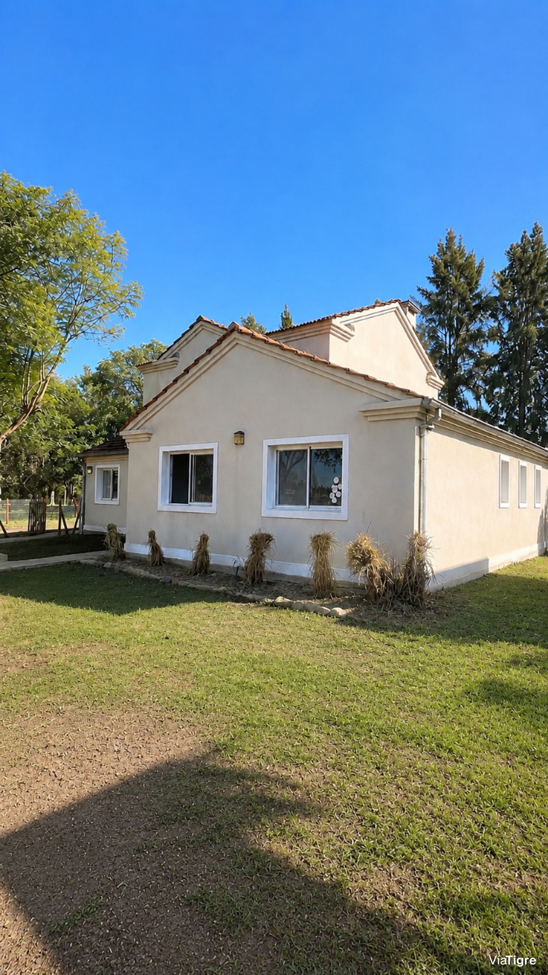 CASA EN VENTA 3 DORMITORIOS Barrio San Agustin