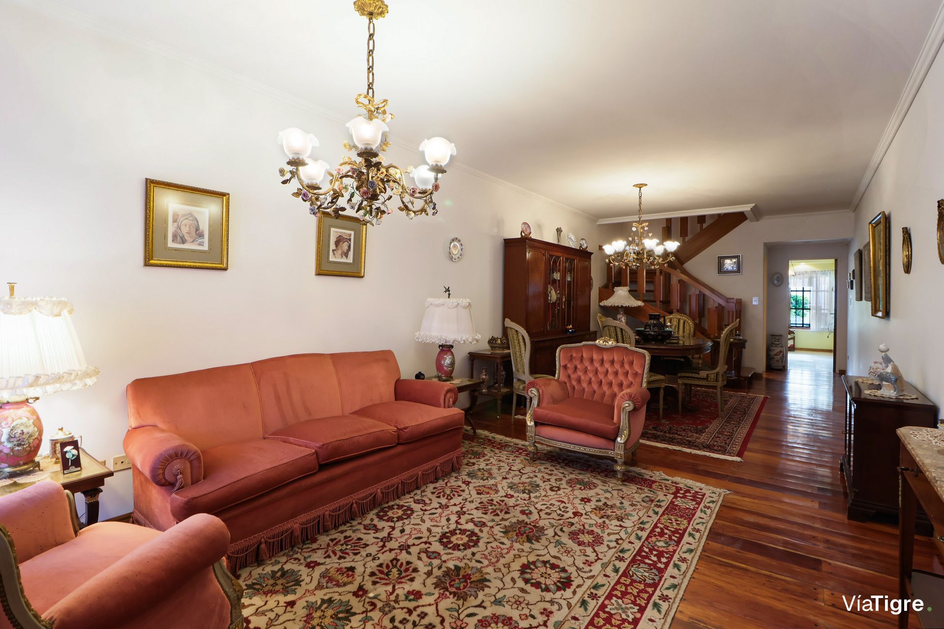 Venta Olivos Triplex 5 Amb 2 Baños Jardin Parrilla