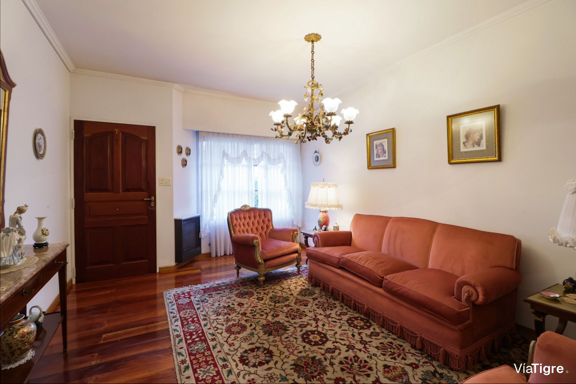 Venta Olivos Triplex 5 Amb 2 Baños Jardin Parrilla