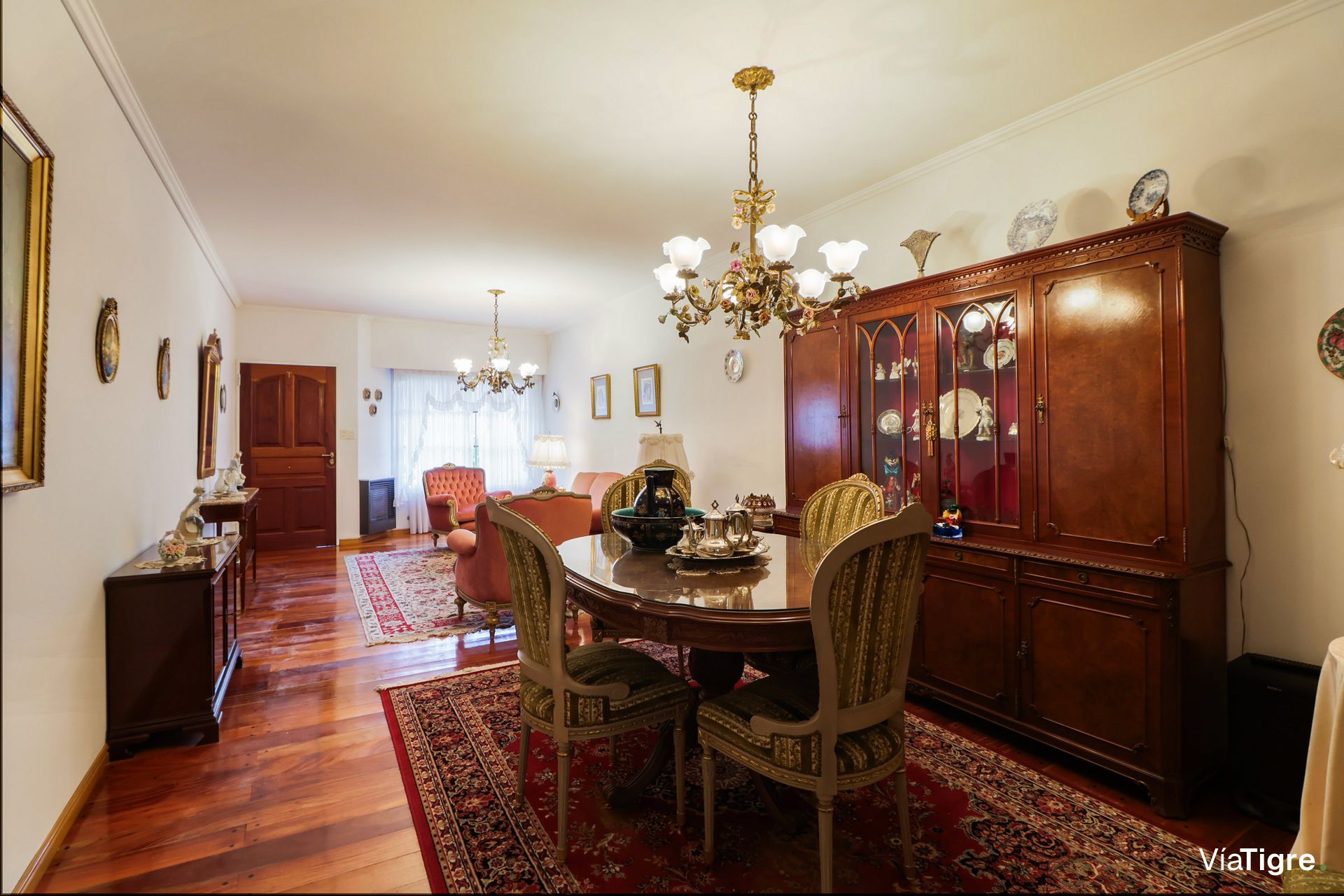 Venta Olivos Triplex 5 Amb 2 Baños Jardin Parrilla