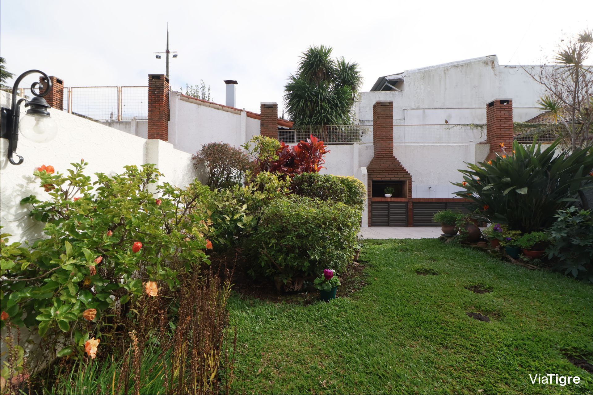 Venta Olivos Triplex 5 Amb 2 Baños Jardin Parrilla