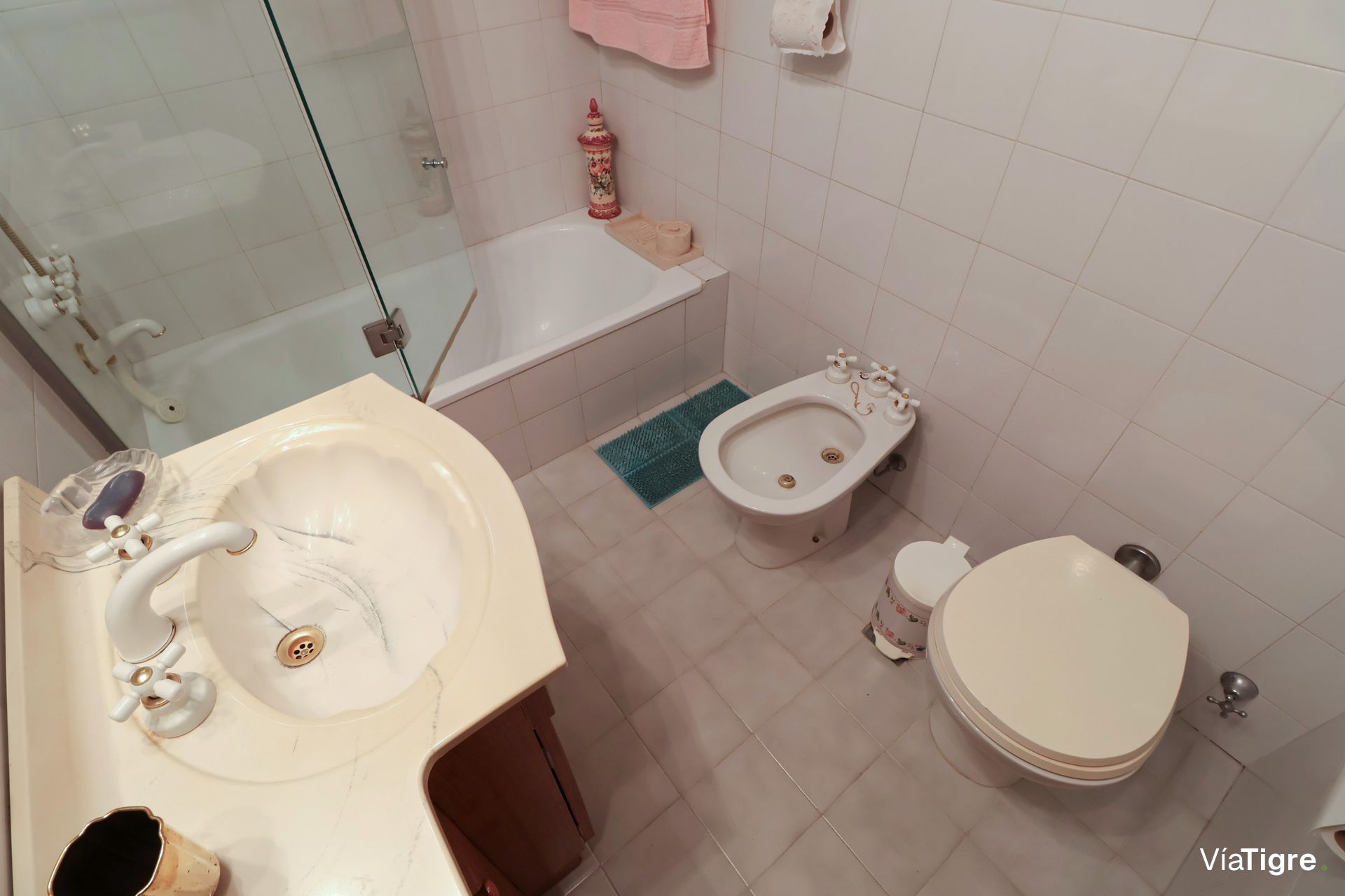 Venta Olivos Triplex 5 Amb 2 Baños Jardin Parrilla