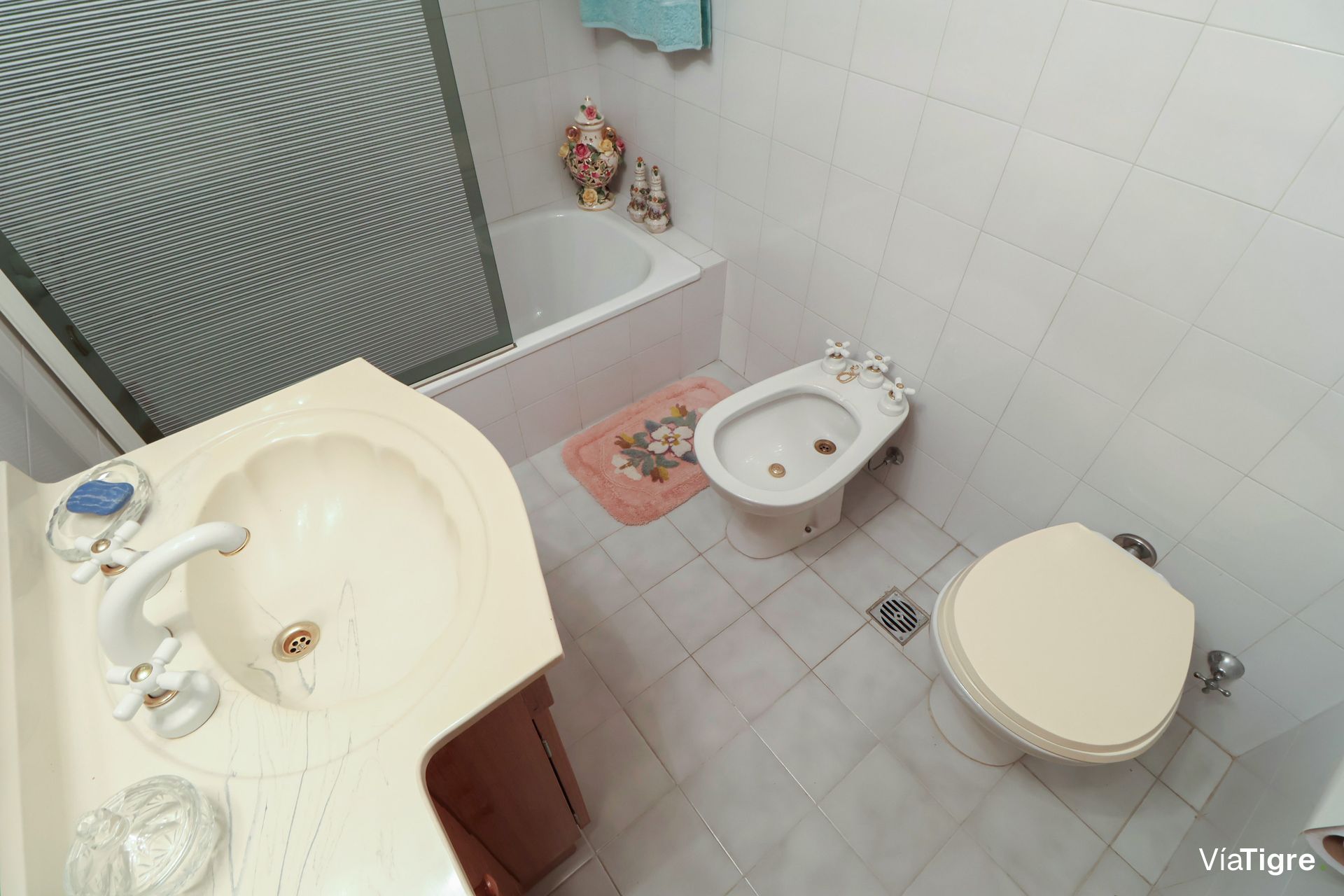 Venta Olivos Triplex 5 Amb 2 Baños Jardin Parrilla