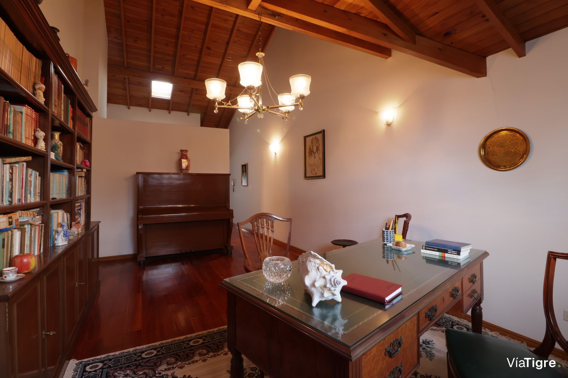 Venta Olivos Triplex 5 Amb 2 Baños Jardin Parrilla