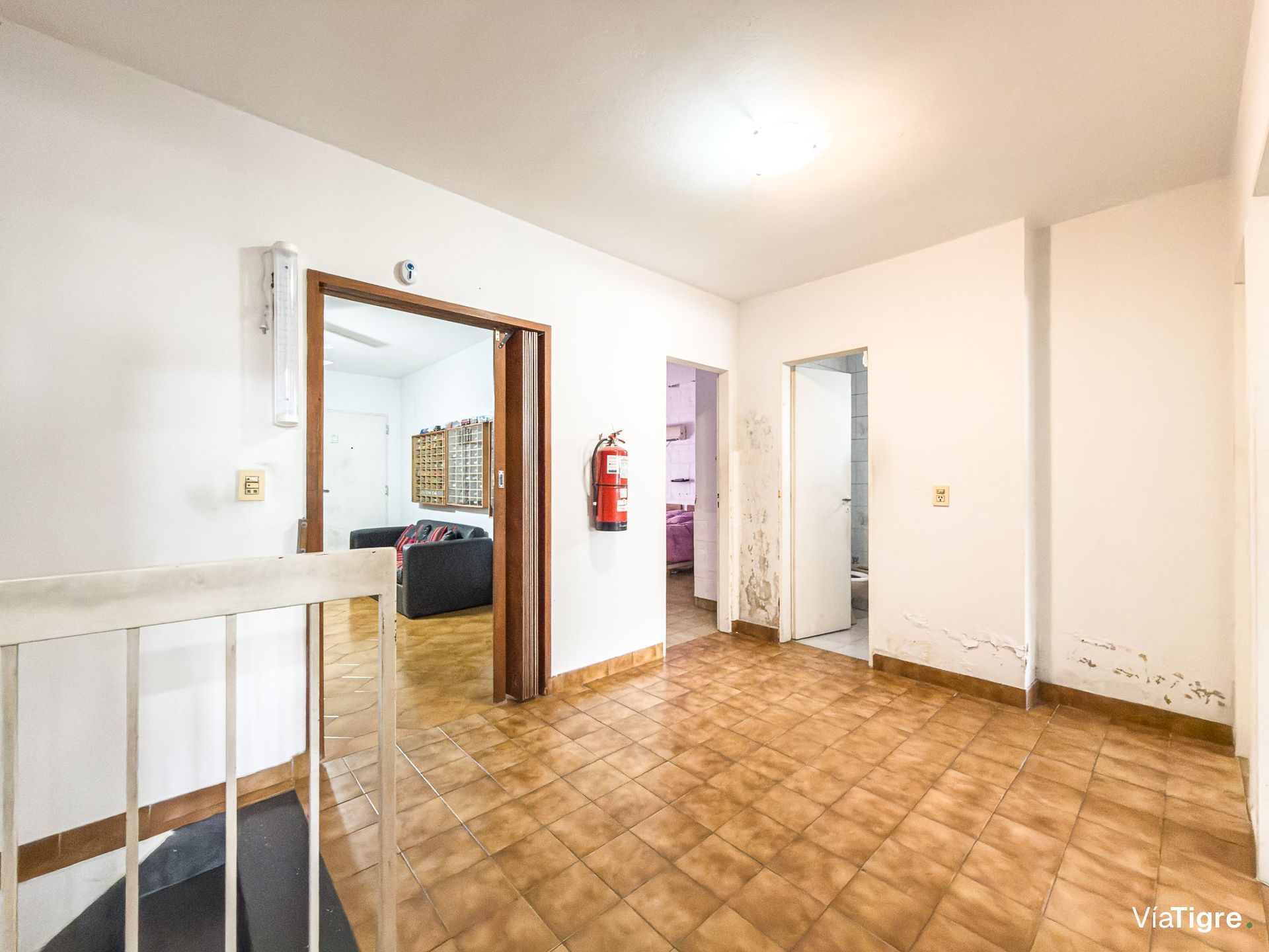 Venta Taller Mecánico Con Casa De 4 Amb