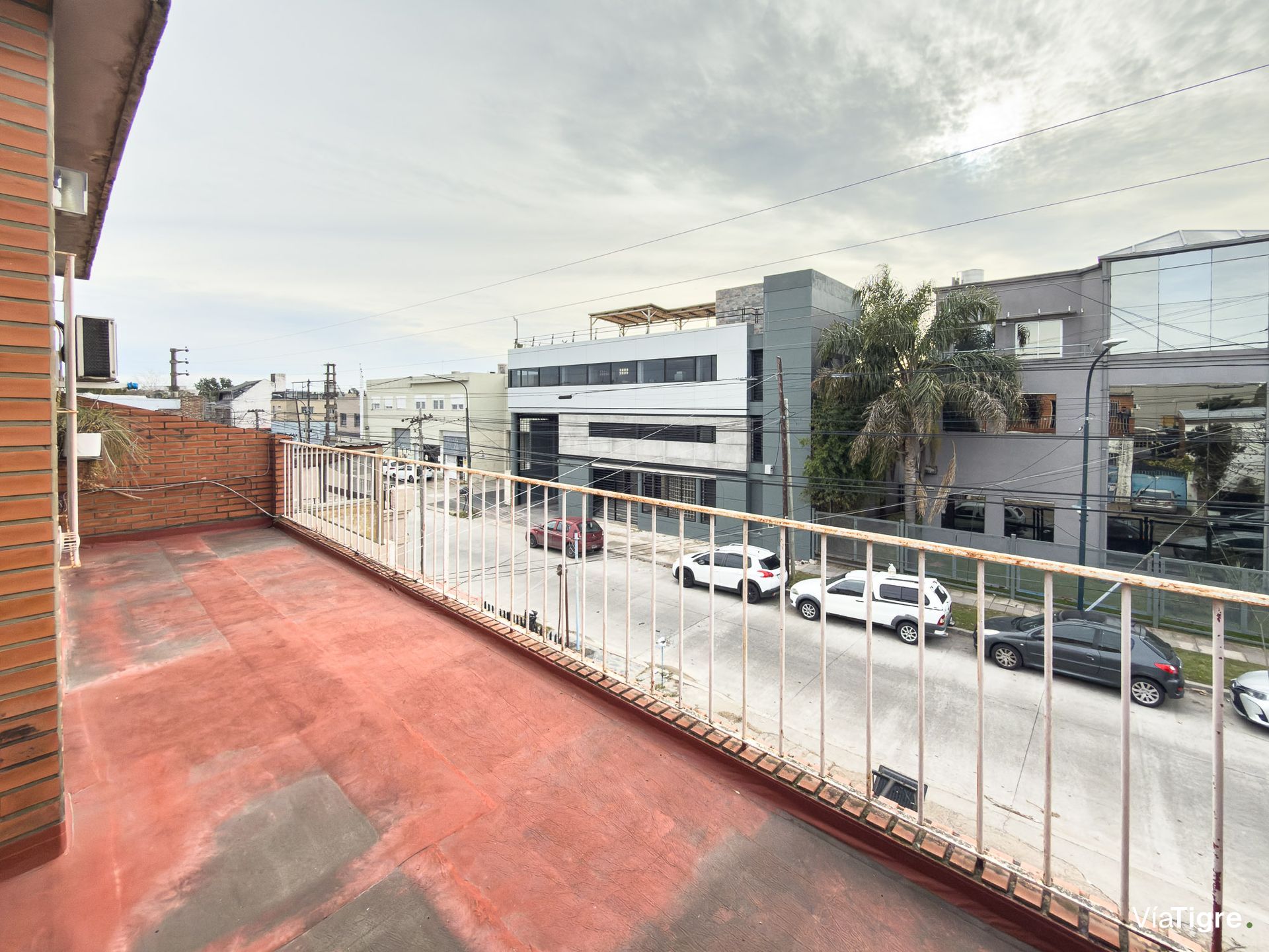 Venta Taller Mecánico Con Casa De 4 Amb