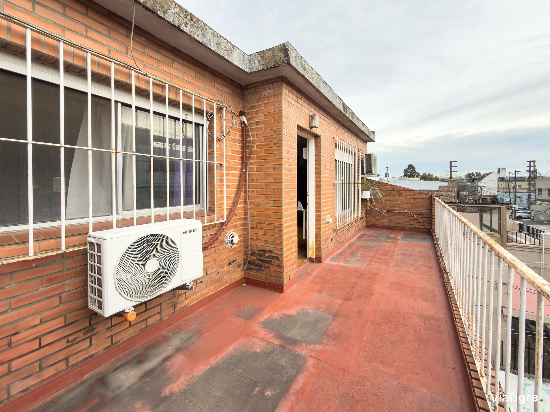 Venta Taller Mecánico Con Casa De 4 Amb
