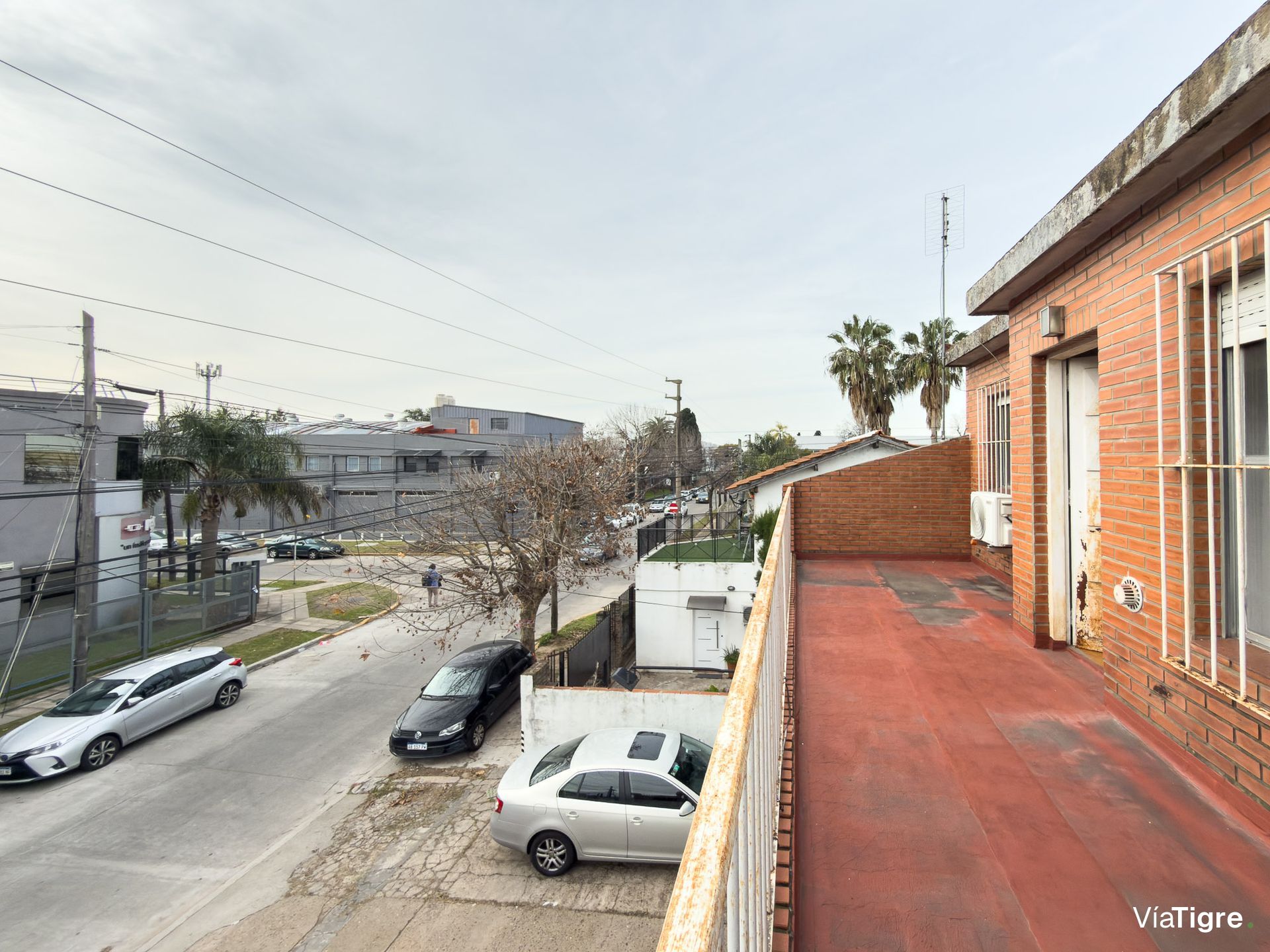 Venta Taller Mecánico Con Casa De 4 Amb