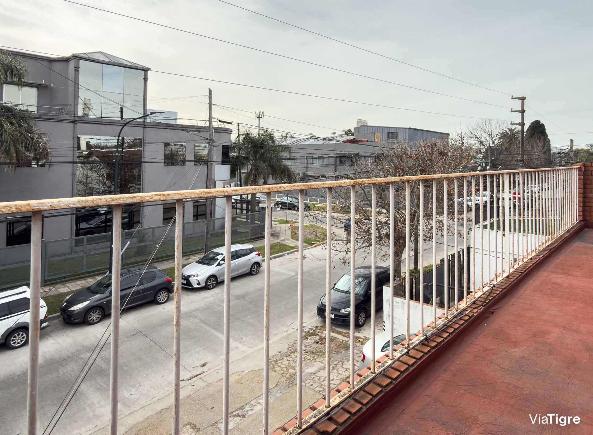 Venta Taller Mecánico Con Casa De 4 Amb
