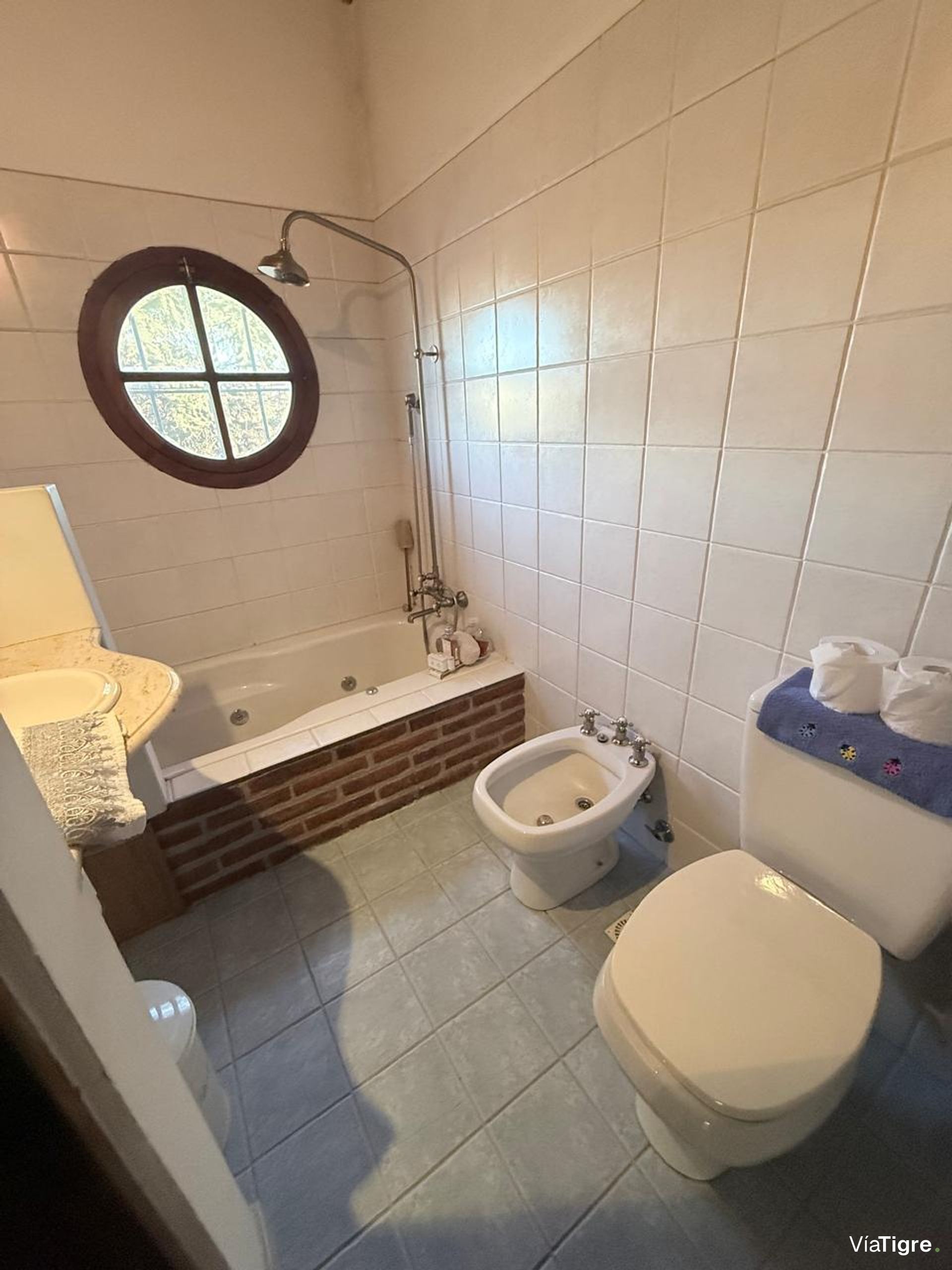 Venta Casa 5 Ambientes Con Jardin
