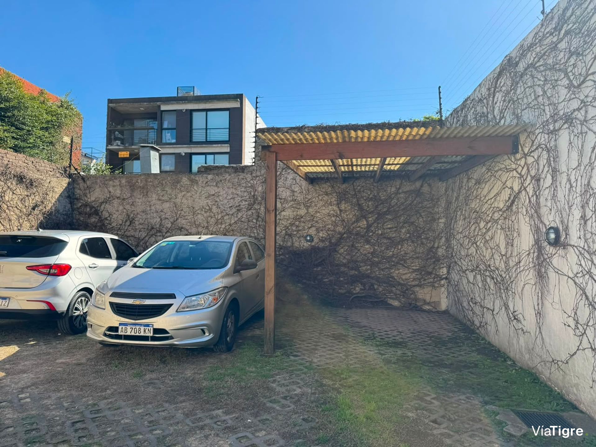 Alquiler Dpto 2 Amb Semipiso, Baulera Y Cochera