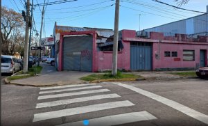 Olivos Sale – Store/Workshop/Depot 202 square meters