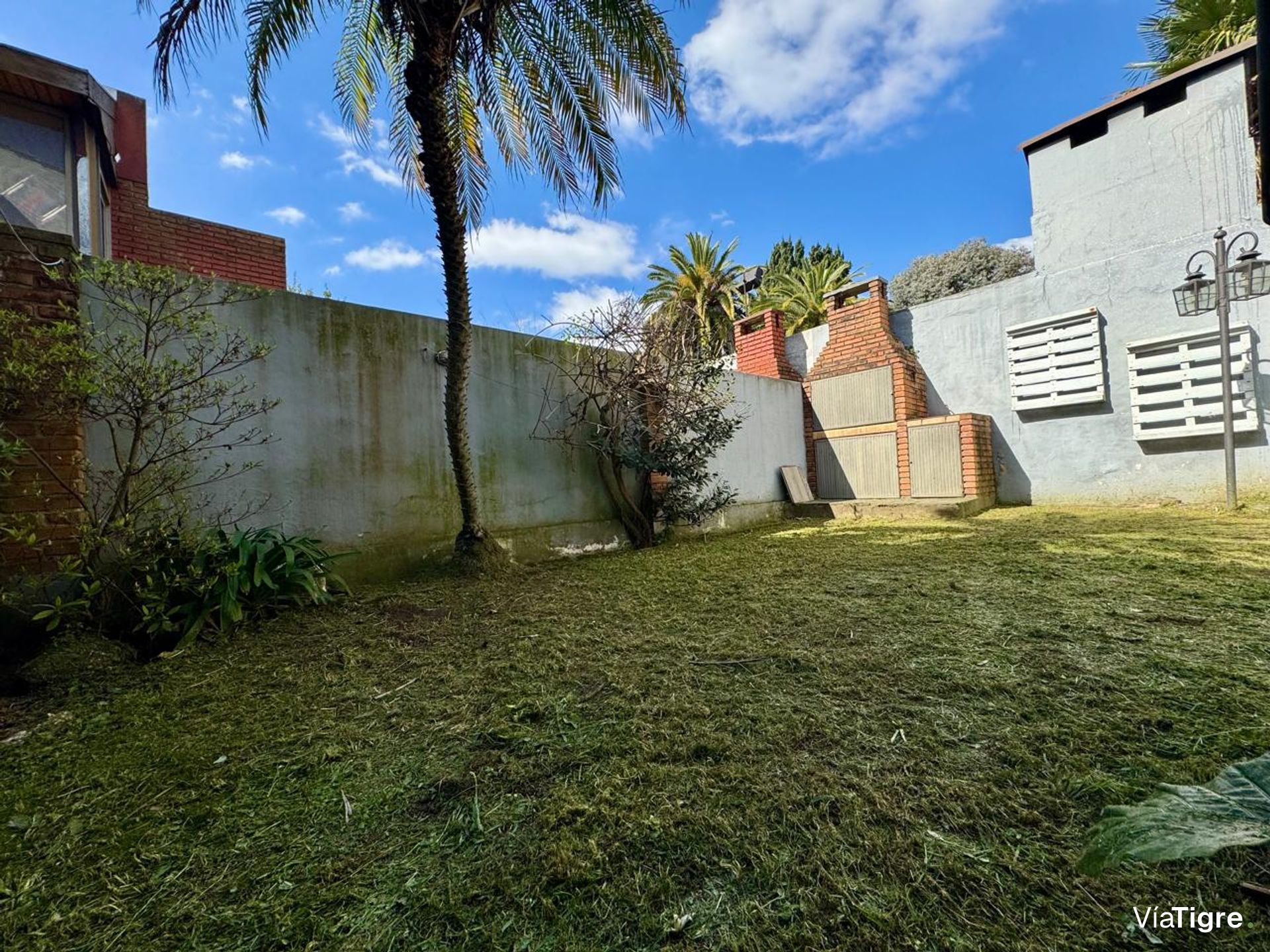 Dúplex 3 Ambientes con Jardín, Parrilla y Cochera