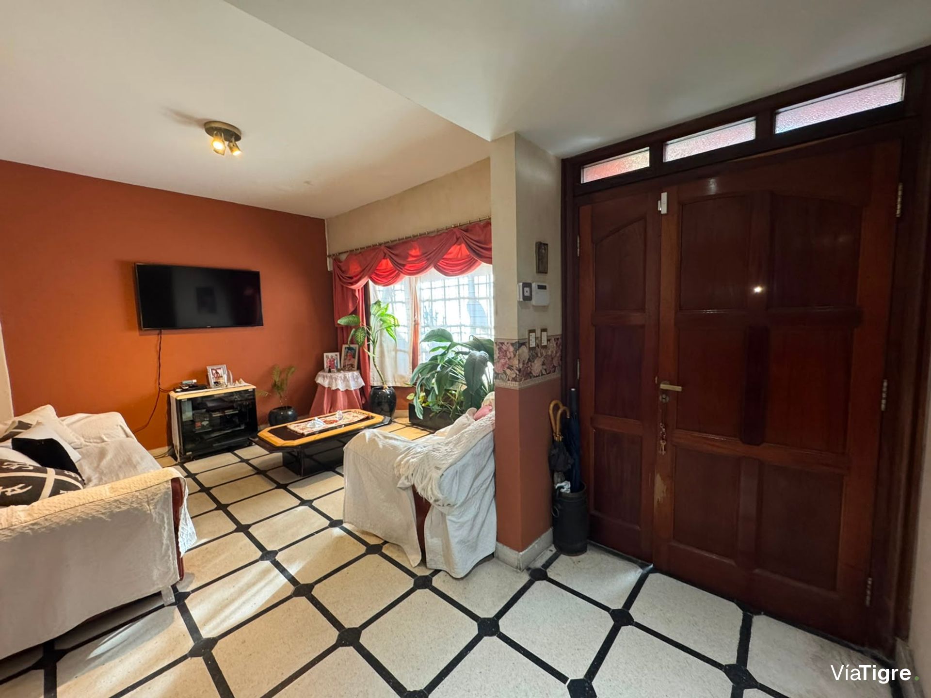 Venta Casa De 6 Ambientes En Martinez