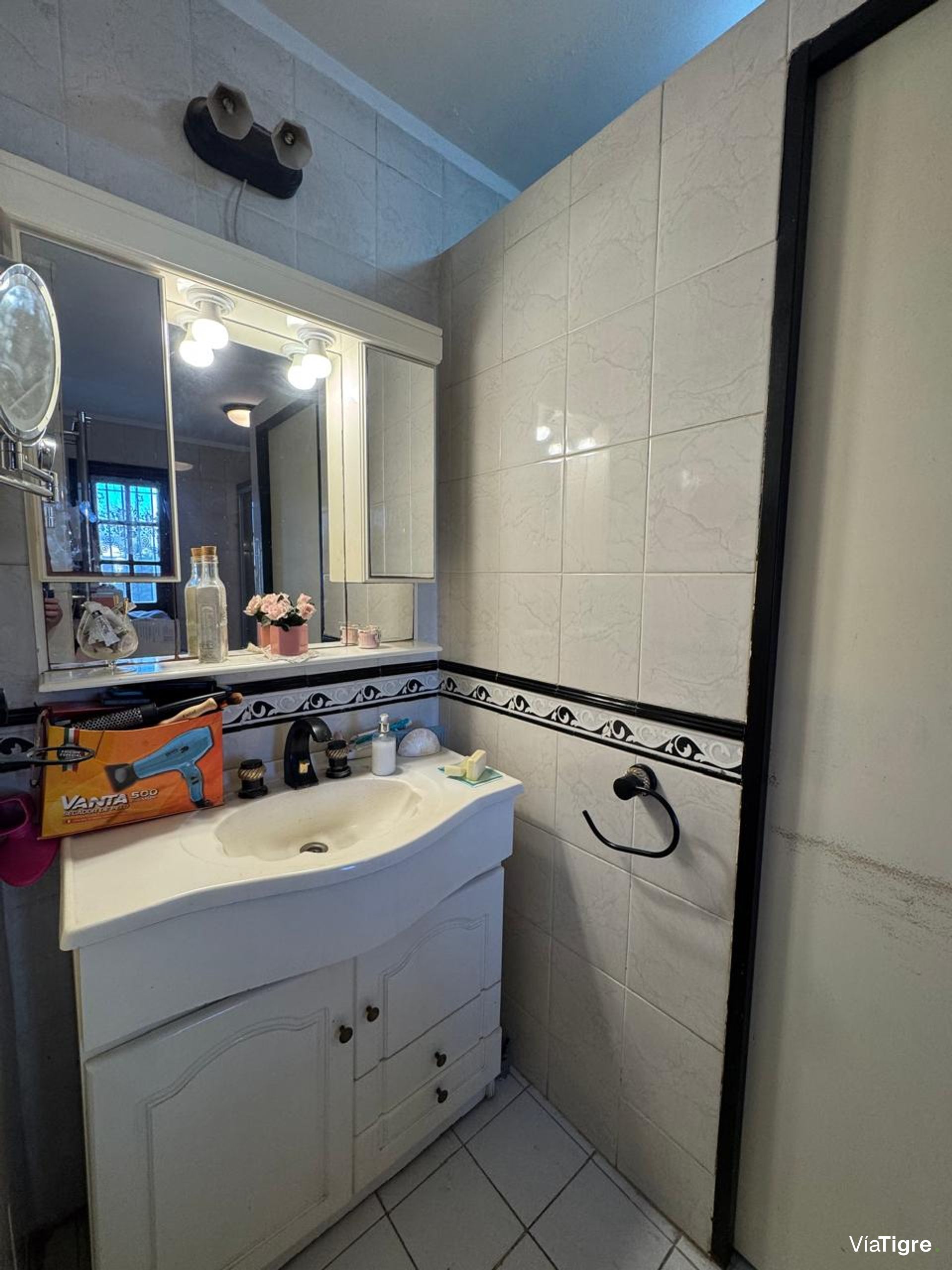 Venta Casa De 6 Ambientes En Martinez