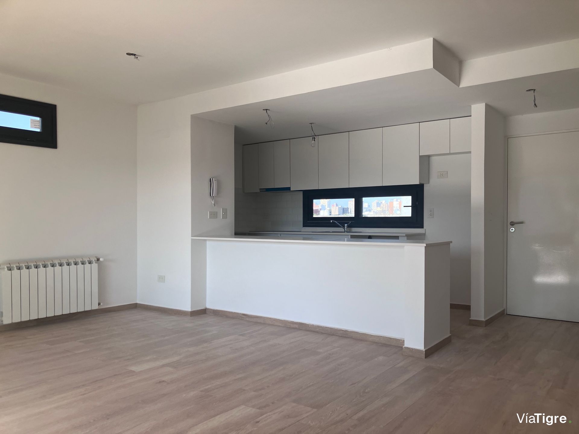 Venta Depto 2 amb +balcón San Isidro-A estrenar!