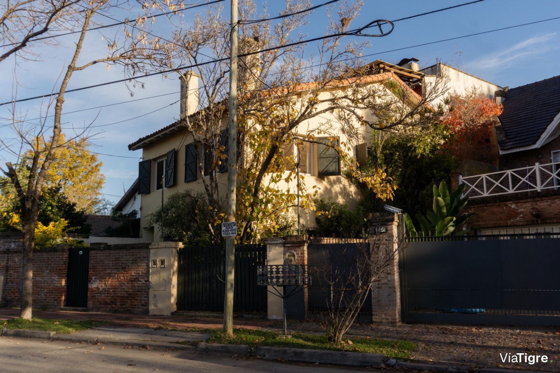 Casa Venta tres plantas Acassuso