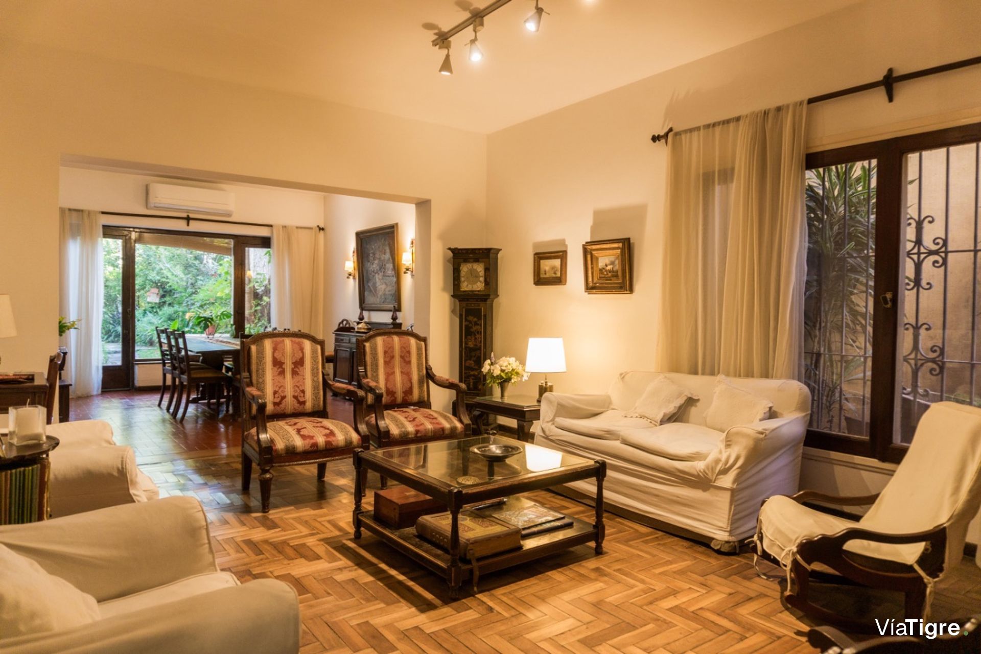 Casa Venta tres plantas Acassuso