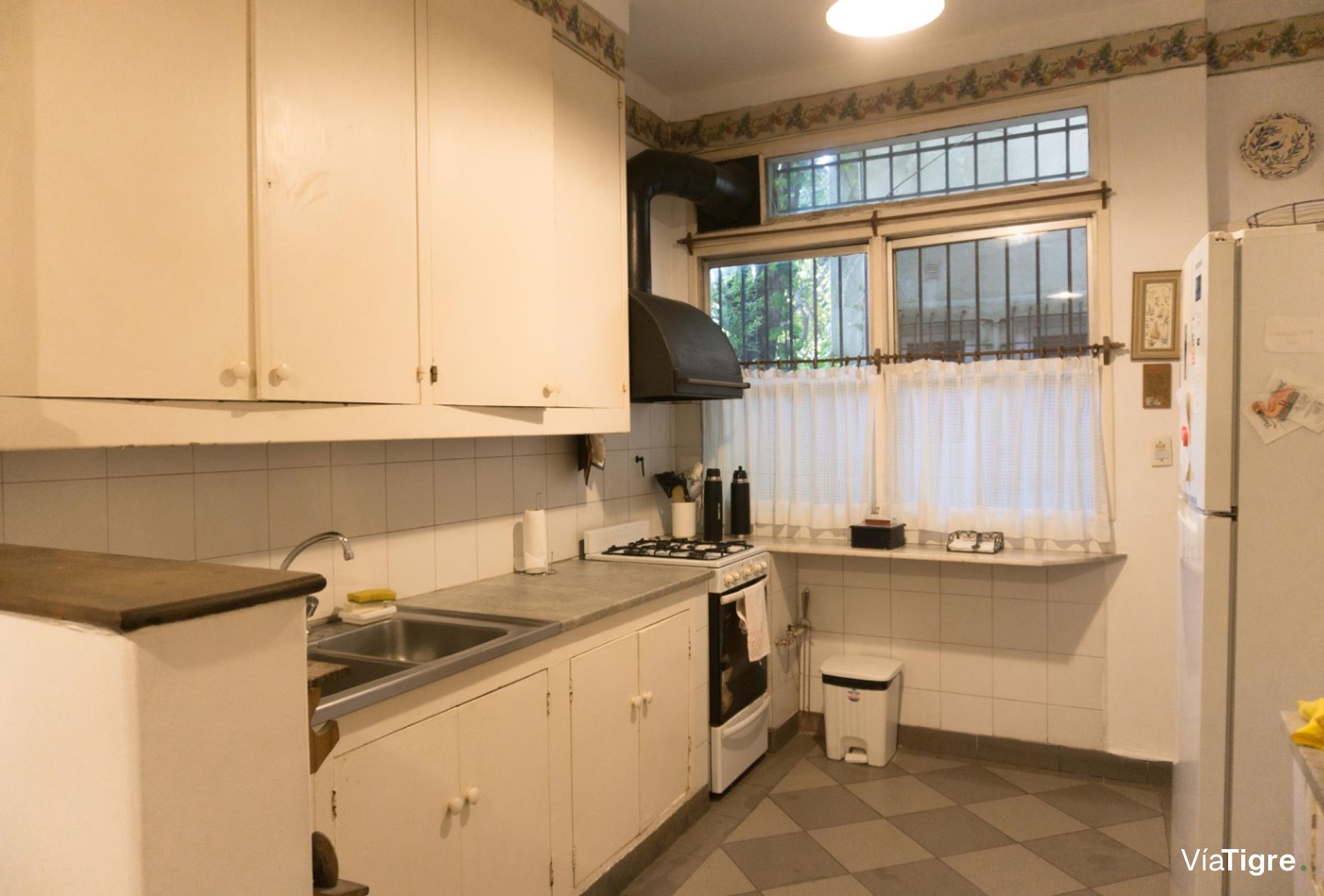 Casa Venta tres plantas Acassuso