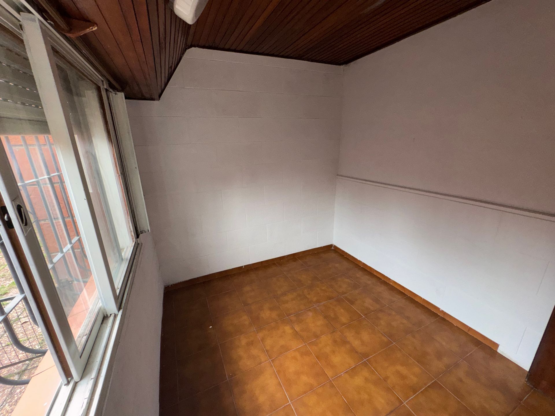 Venta-Casa+Local 4 Ambientes-El Talar-Lote Amplio