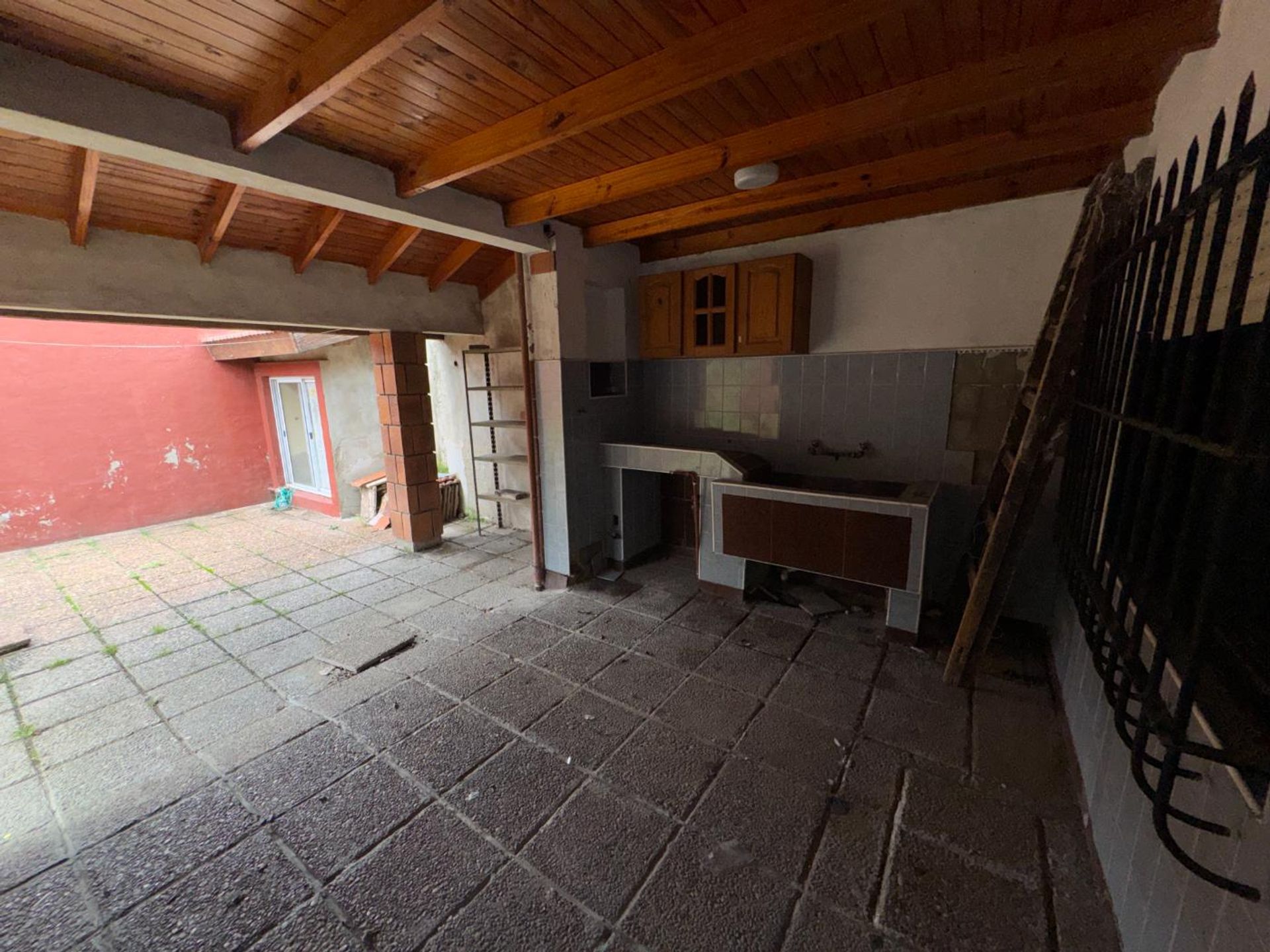 Venta-Casa+Local 4 Ambientes-El Talar-Lote Amplio